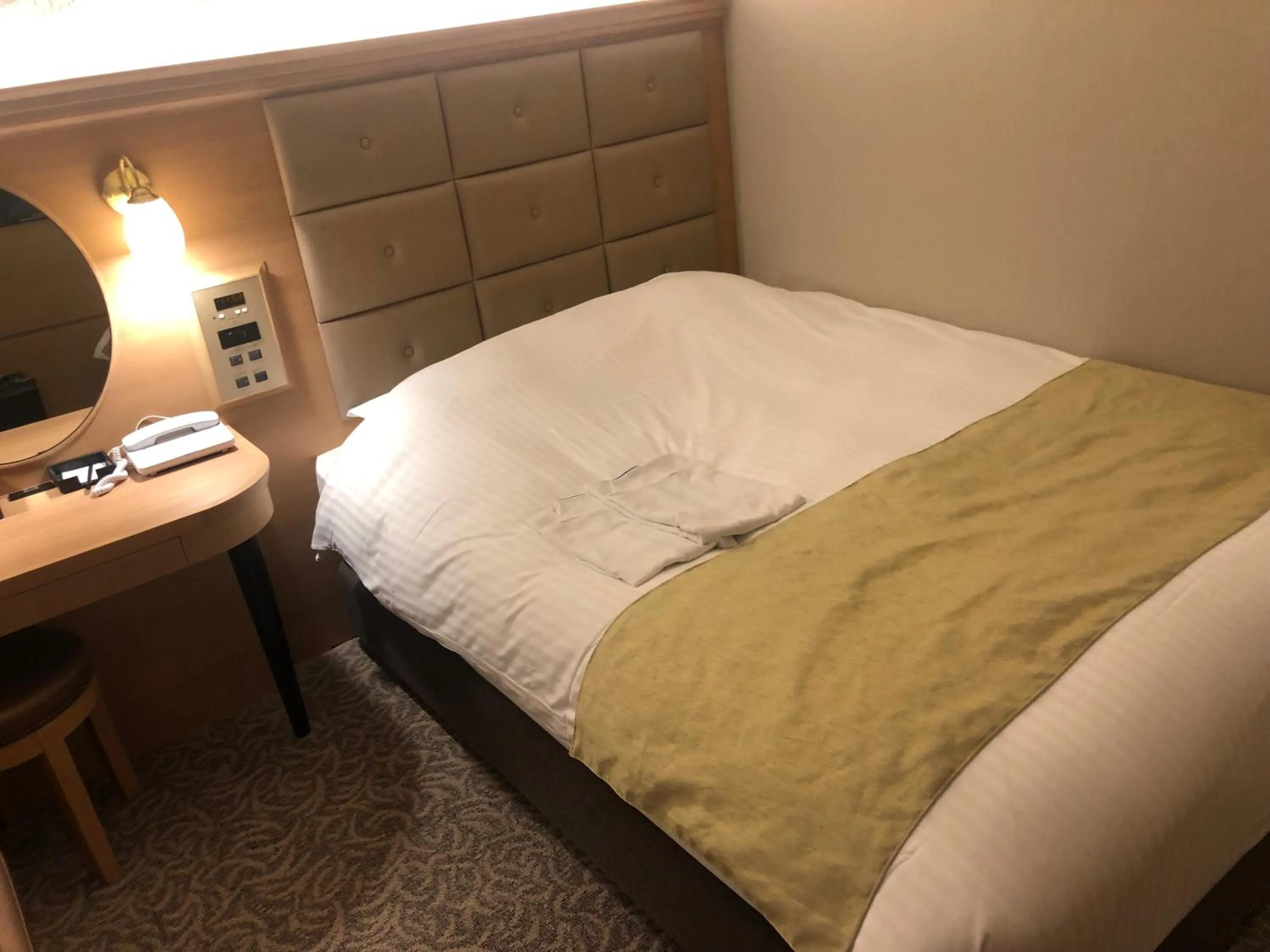Photo of the whole room, Bed in Kobe Luminous Hotel Sannomiya