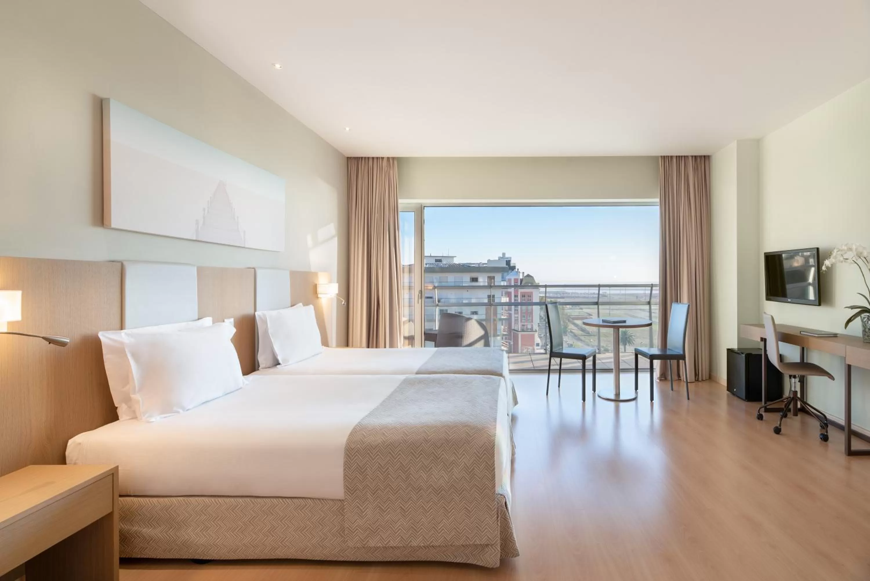 Standard Double or Twin Room in Eurostars Oasis Plaza