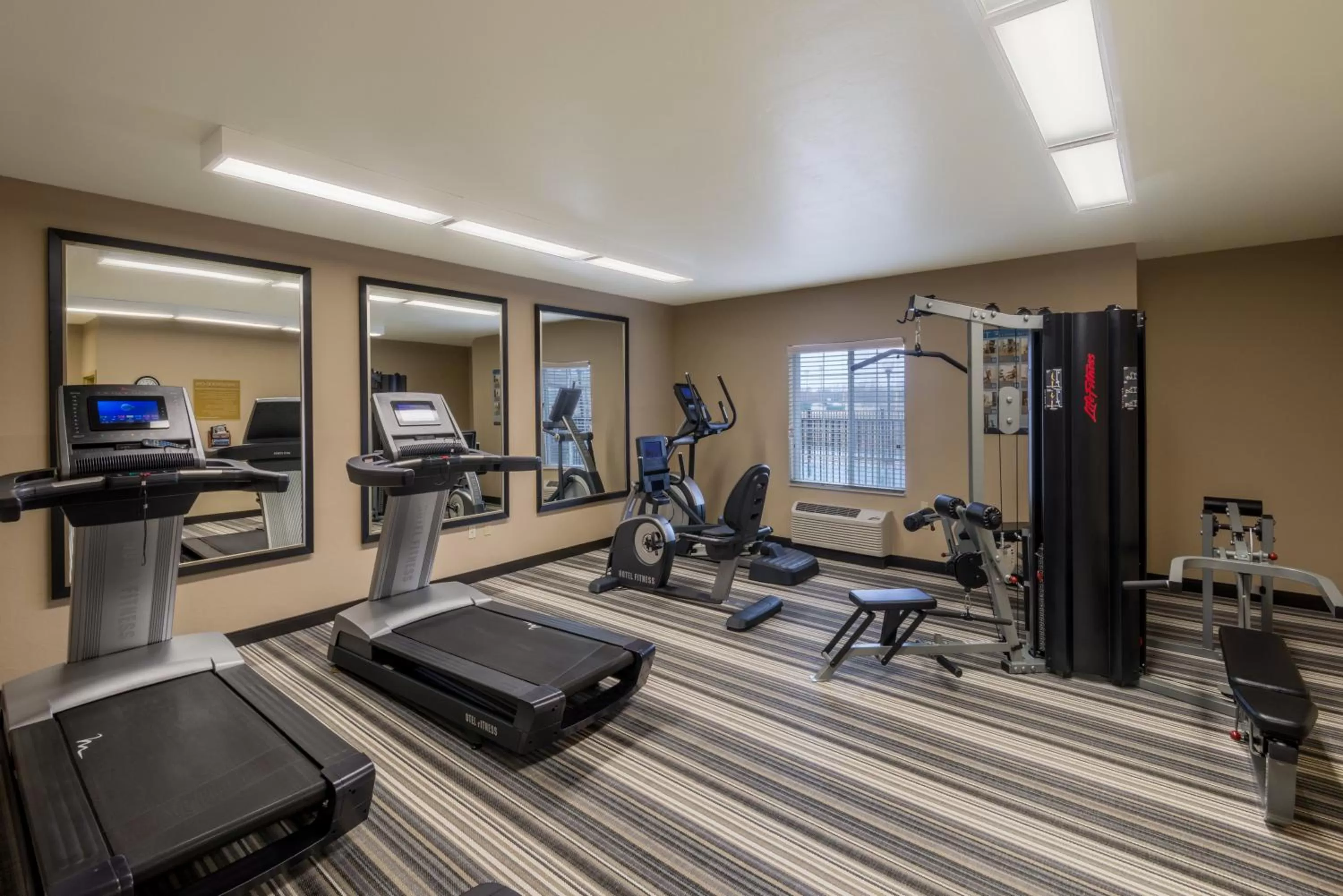 Fitness centre/facilities in Candlewood Suites Del City by IHG
