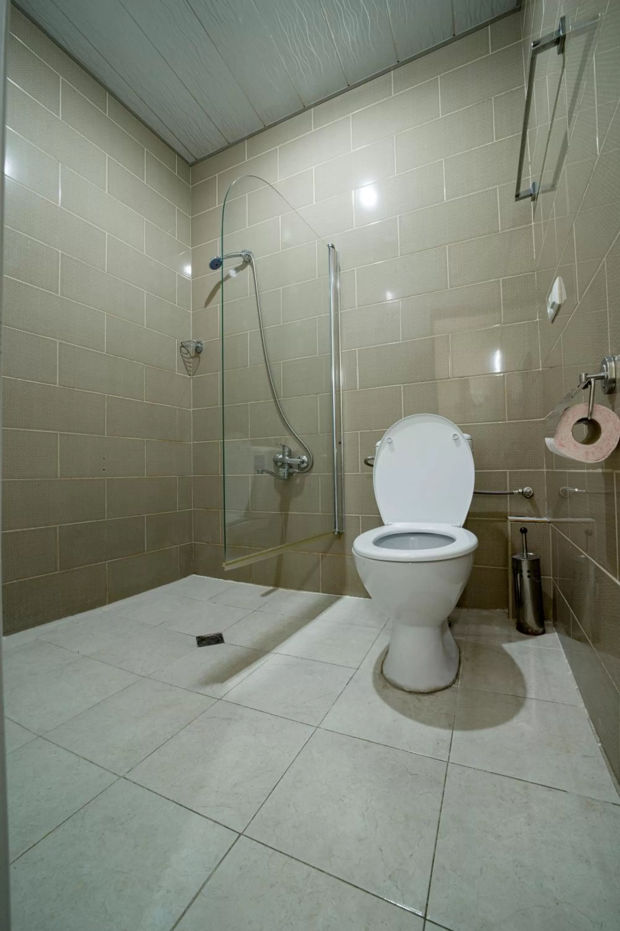 Shower, Bathroom in Nine Hotel