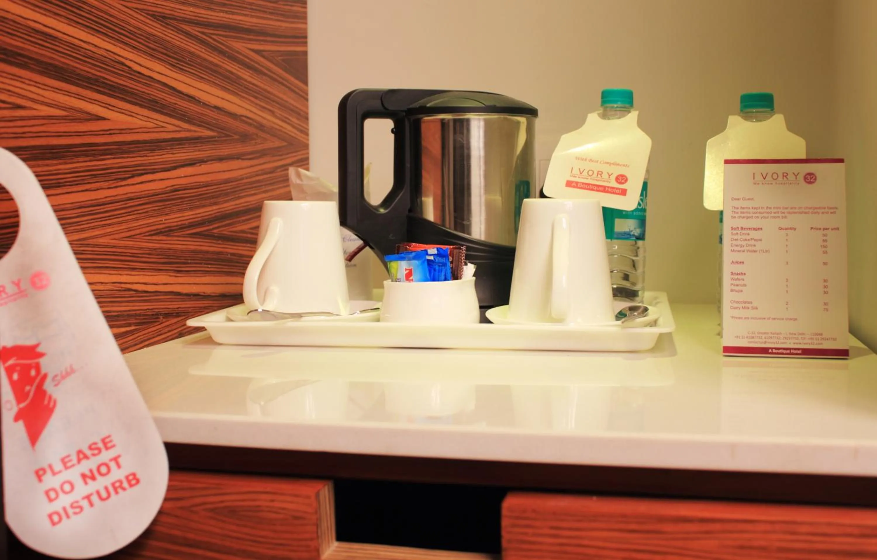 Coffee/tea facilities in Hotel Ivory 32