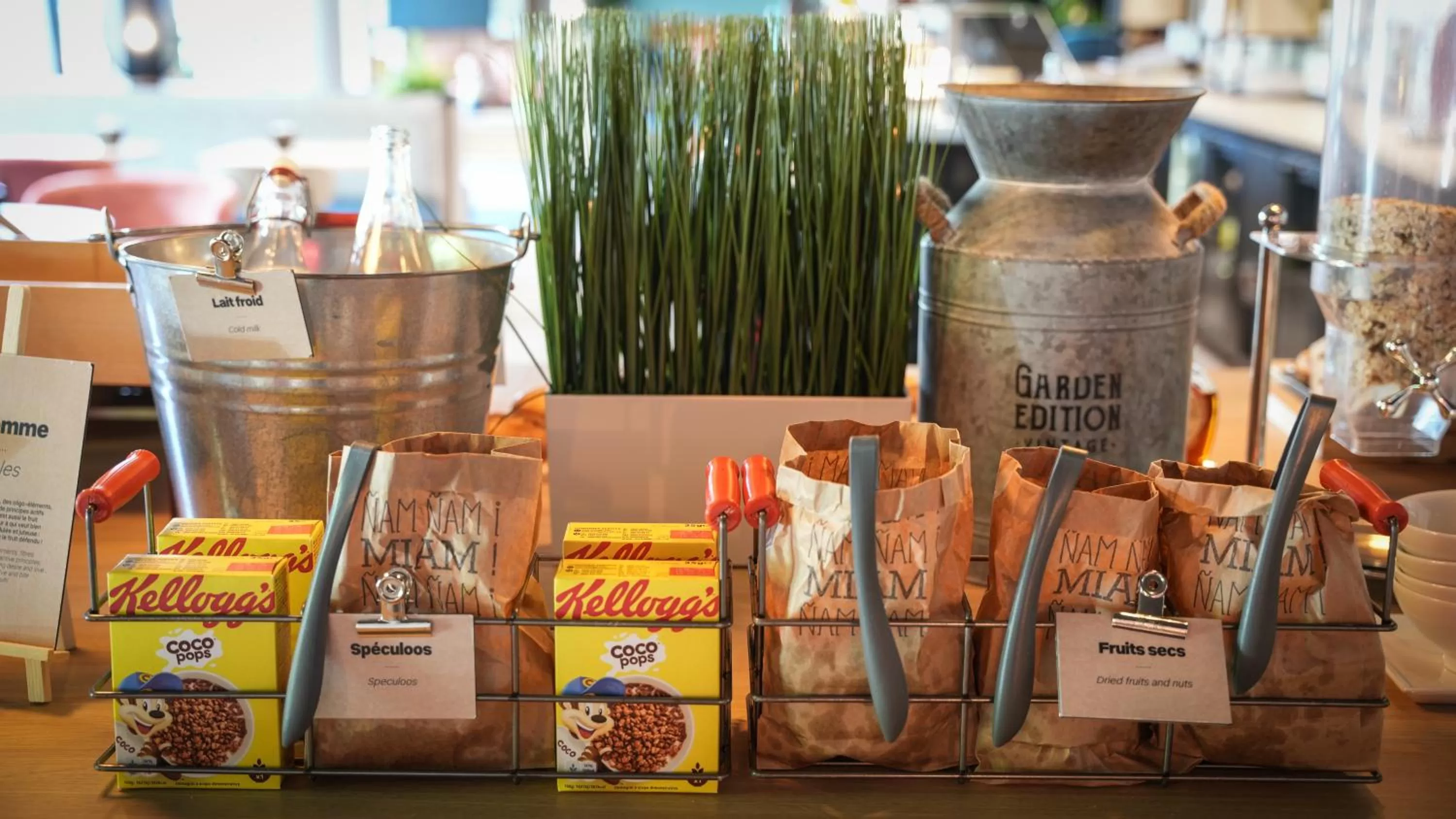 Buffet breakfast in Ibis Vitré Centre
