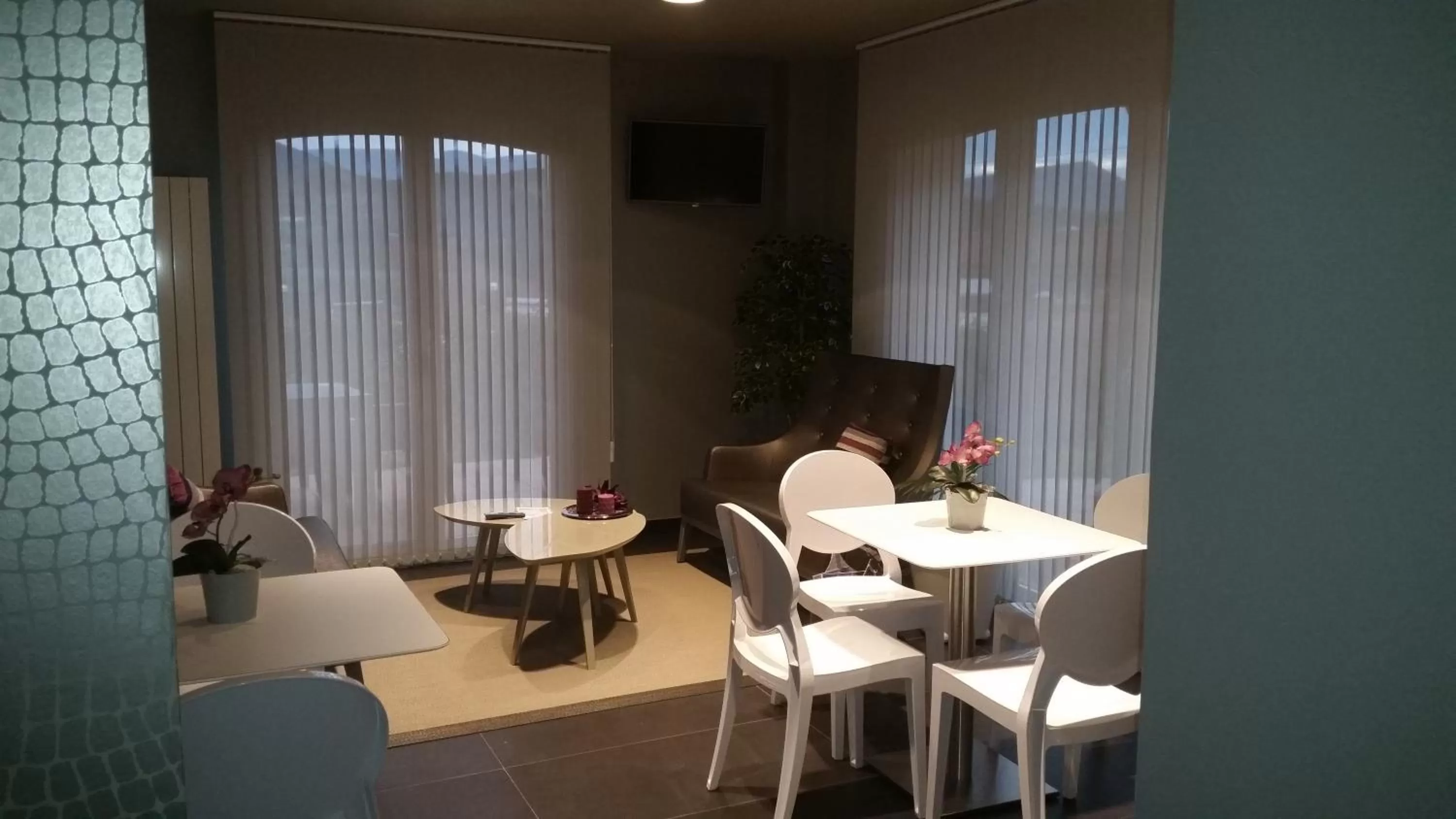 Area and facilities in Saiaritz