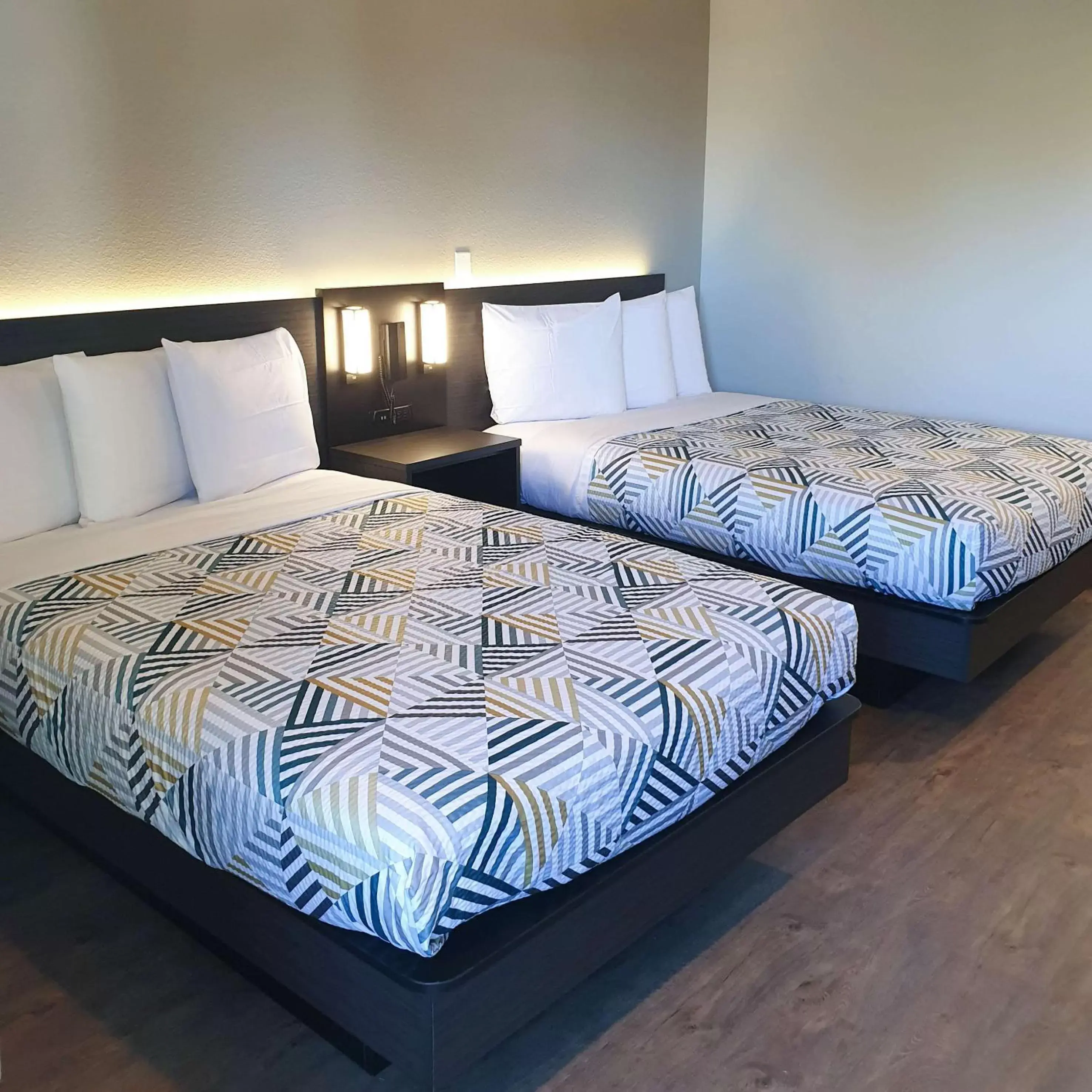 Motel 6-Bellflower, CA - Los Angeles Motel 6-Bellflower, CA - Los Angeles