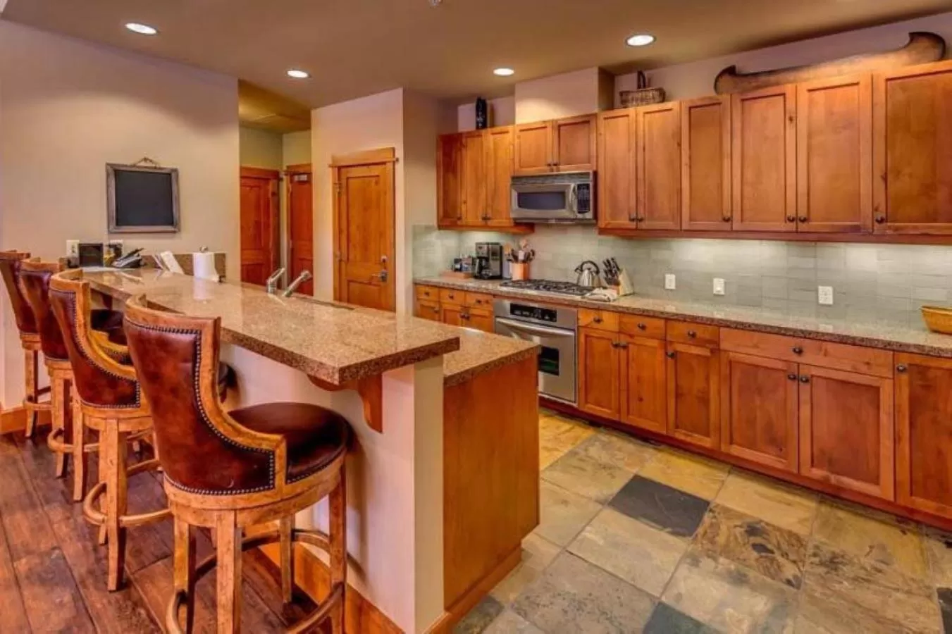 Kitchen/Kitchenette in East West Hospitality at Tahoe