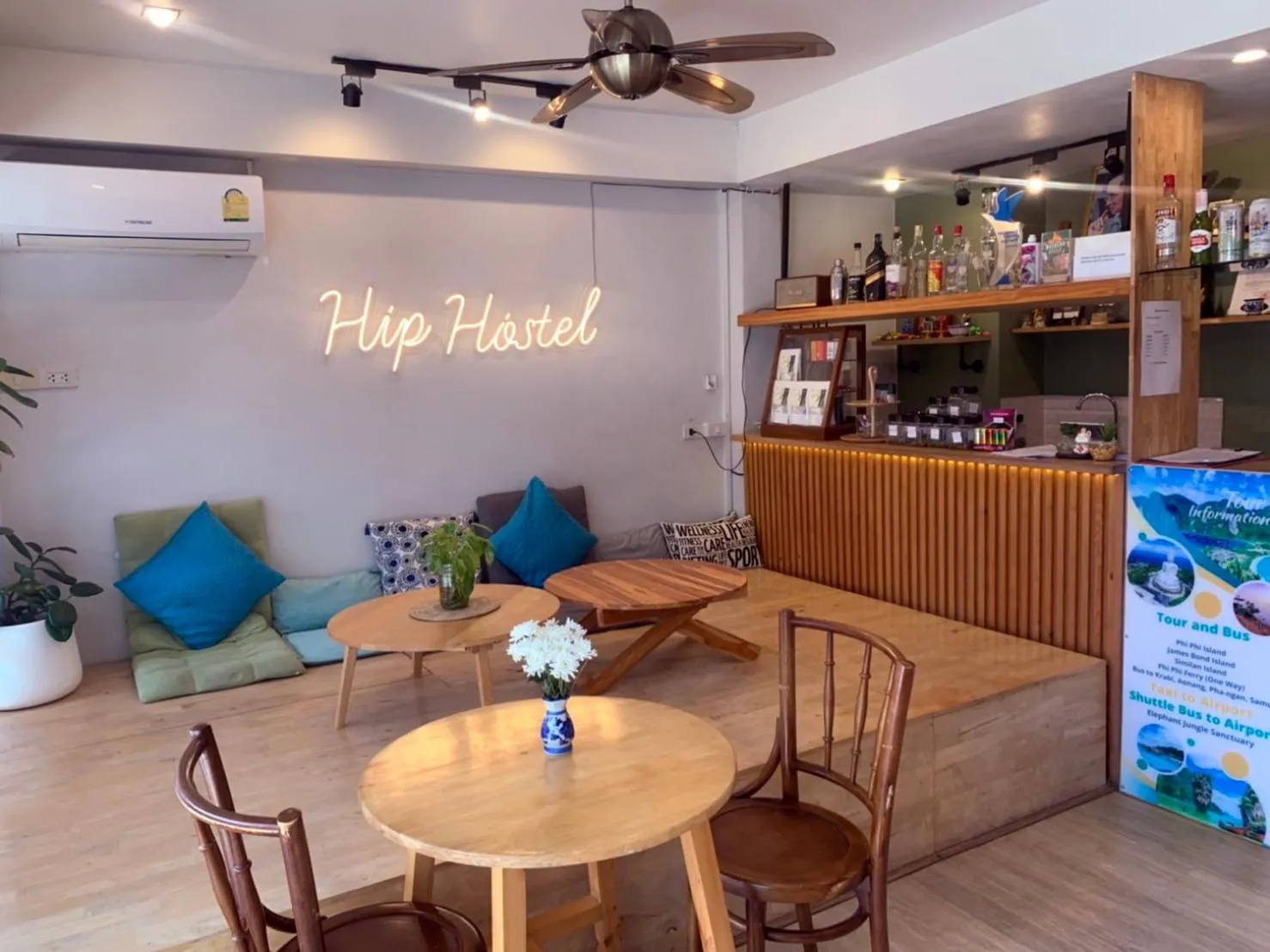 Lobby or reception in Hip Hostel - SHA Plus