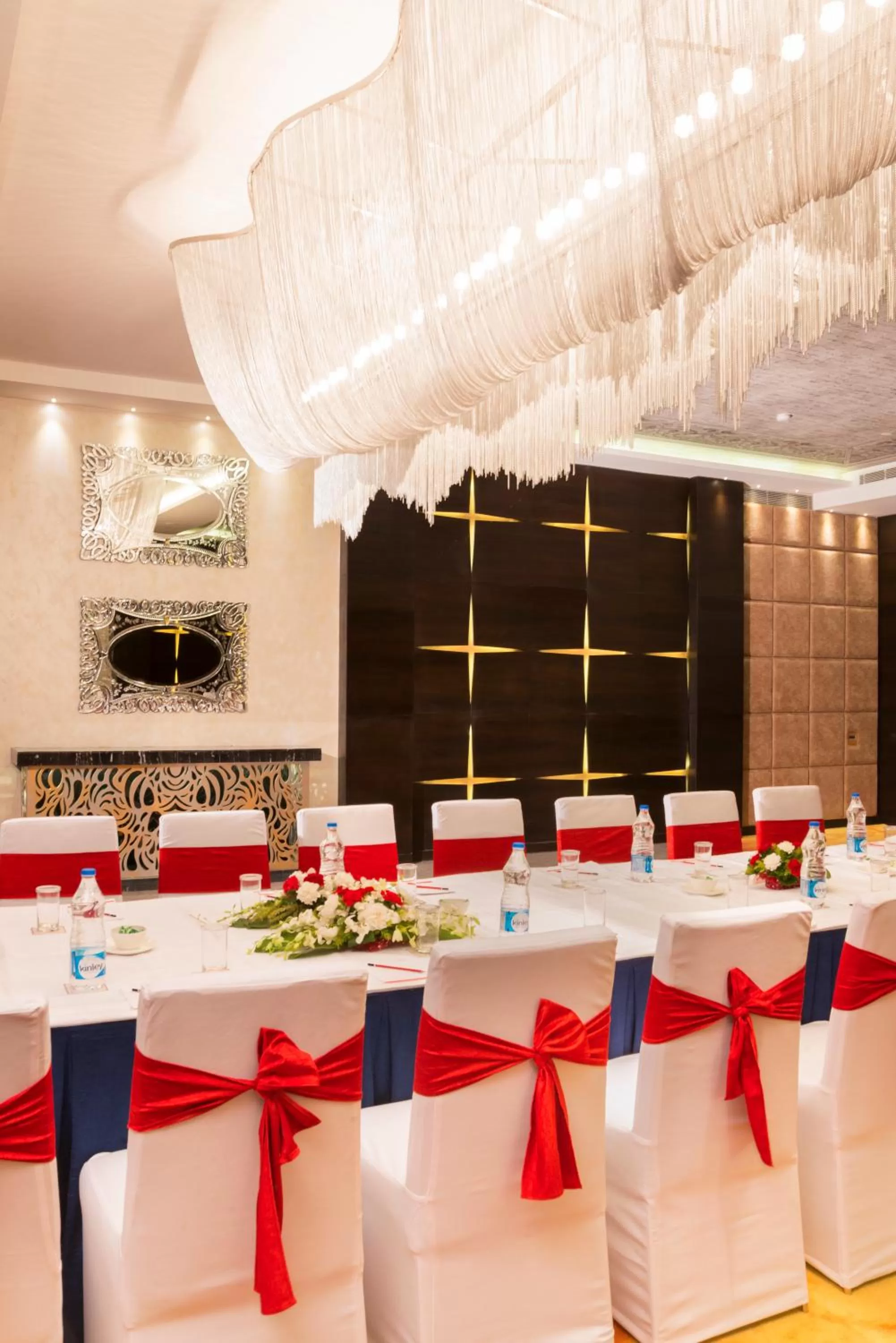 Banquet/Function facilities in Aauris