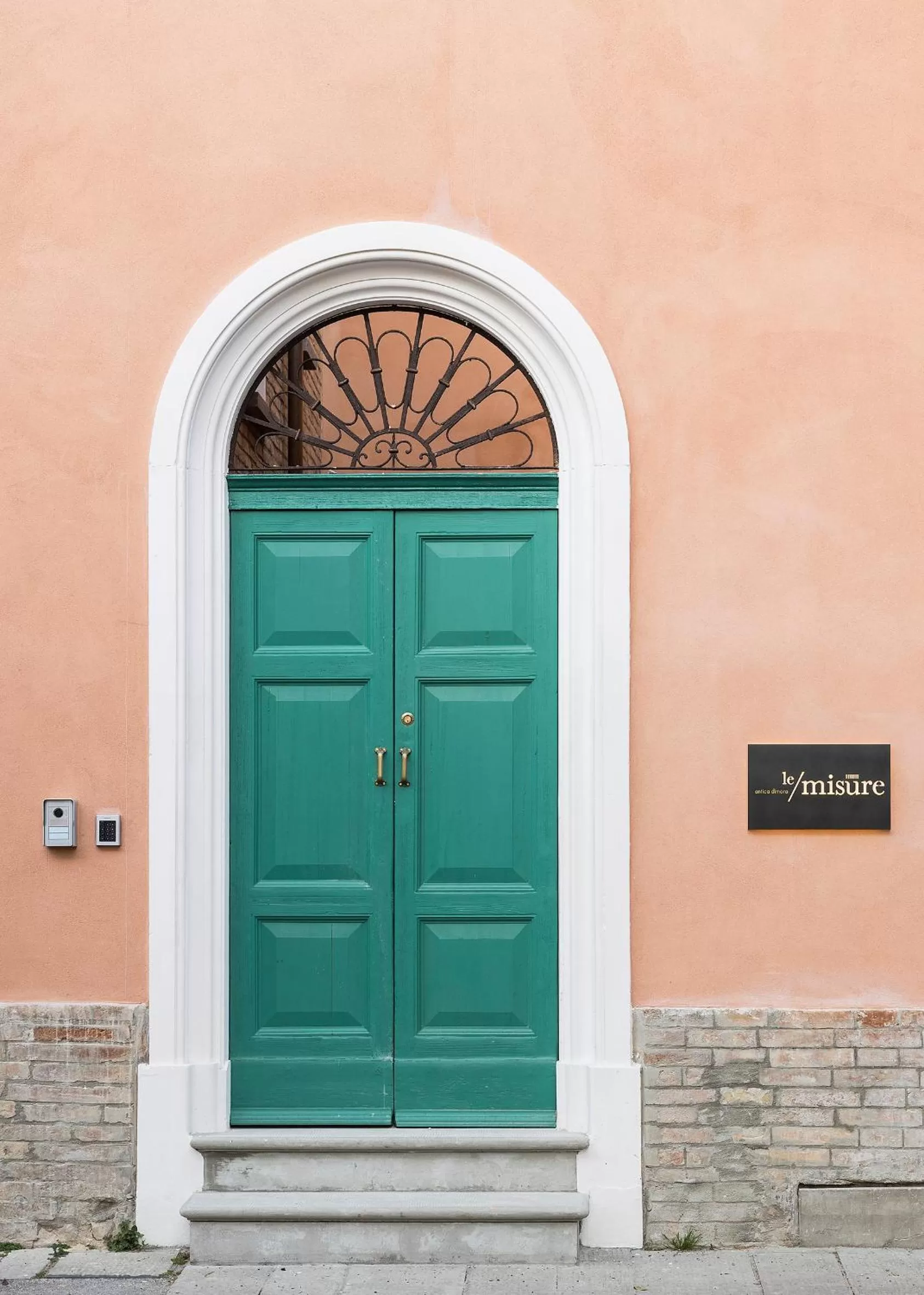 Facade/entrance in Antica Dimora Le Misure