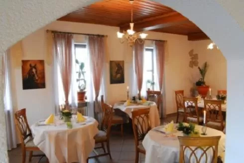 Restaurant/places to eat in Hotel Linde