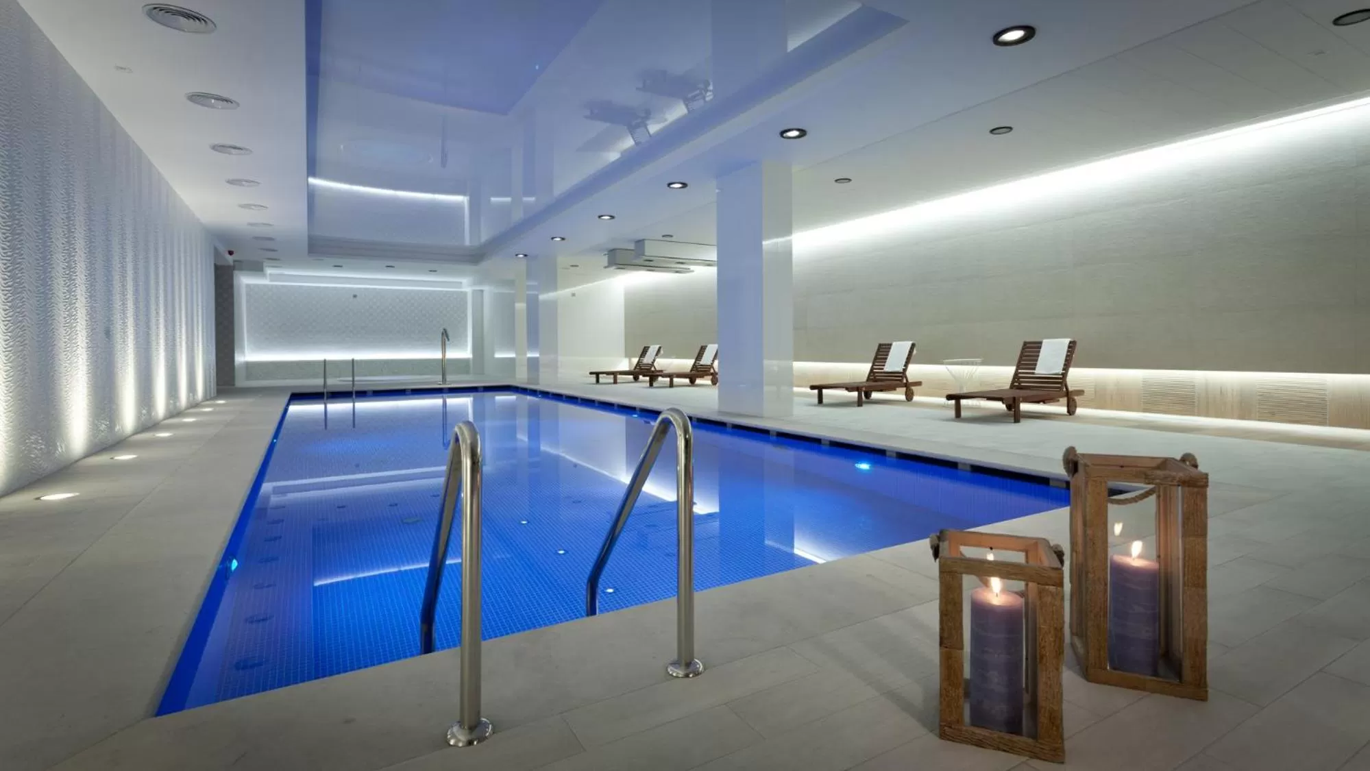 Swimming pool in Relais & Châteaux Hotel Quadrille - Adults Only