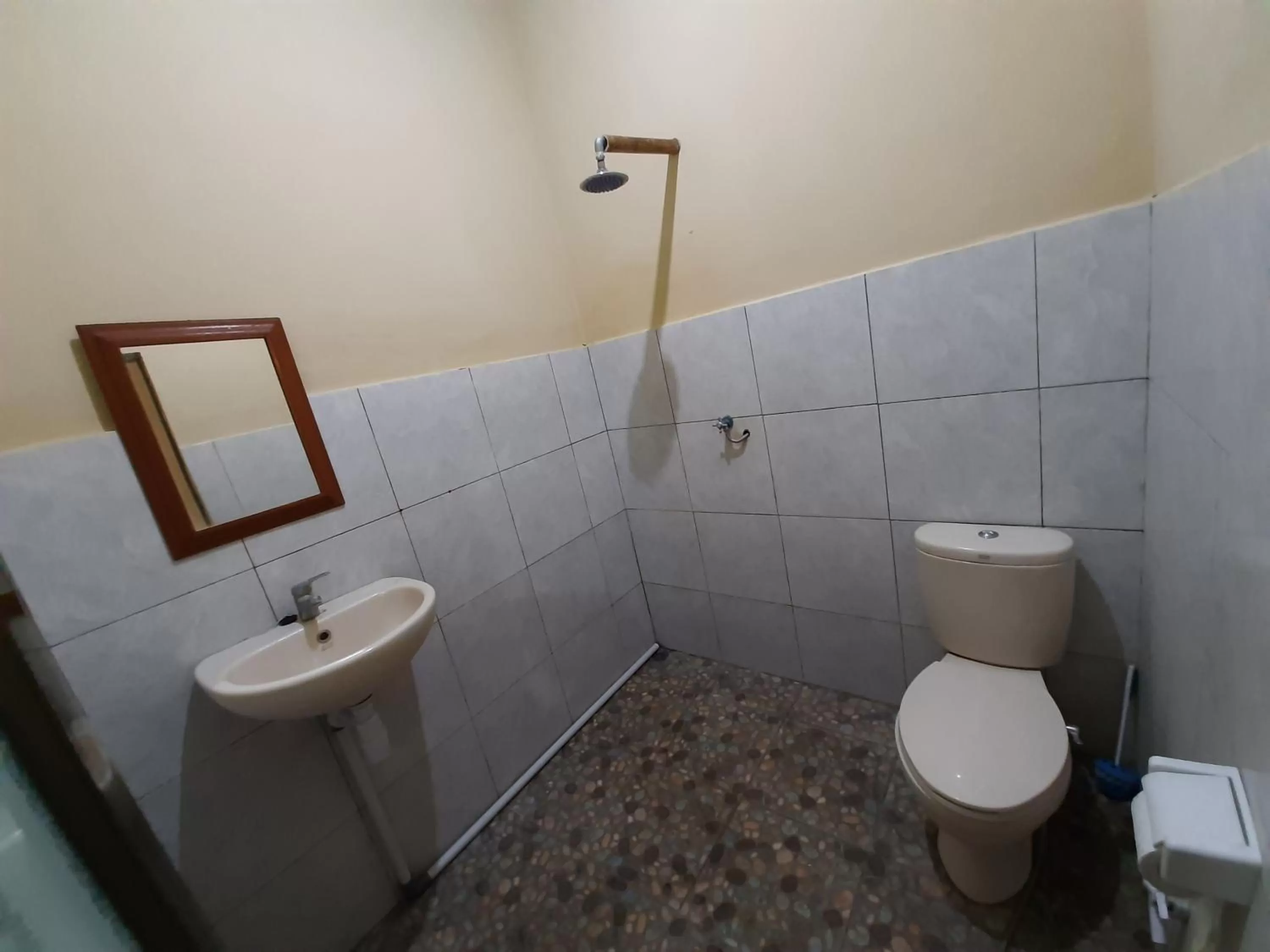 Bathroom in Penginapan Sedap Malam