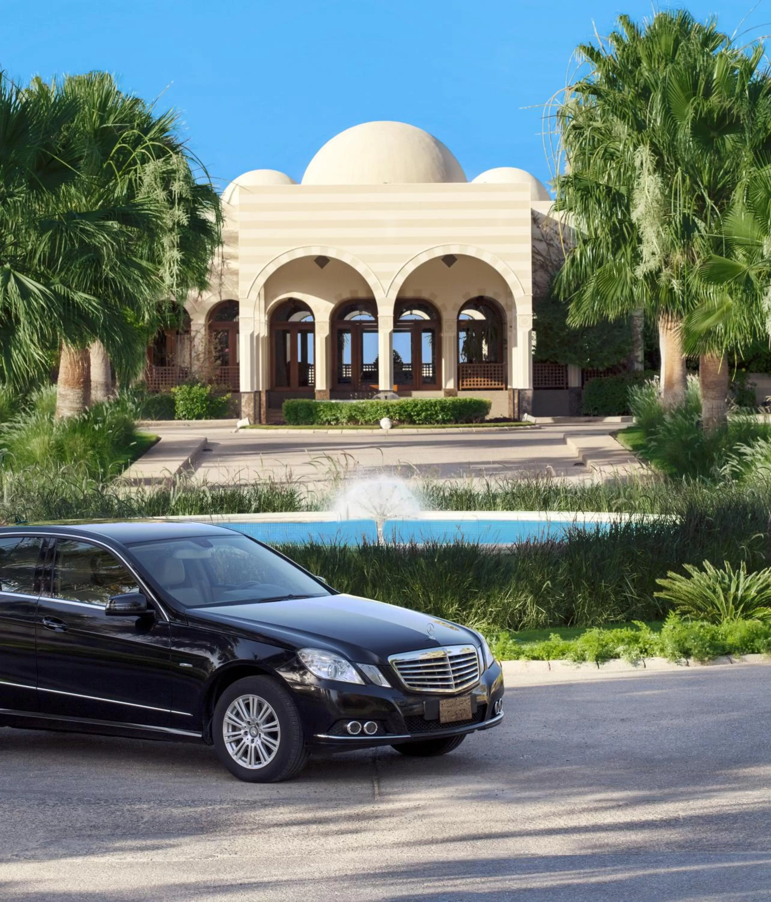 Facade/entrance in The Oberoi Beach Resort, Sahl Hasheesh