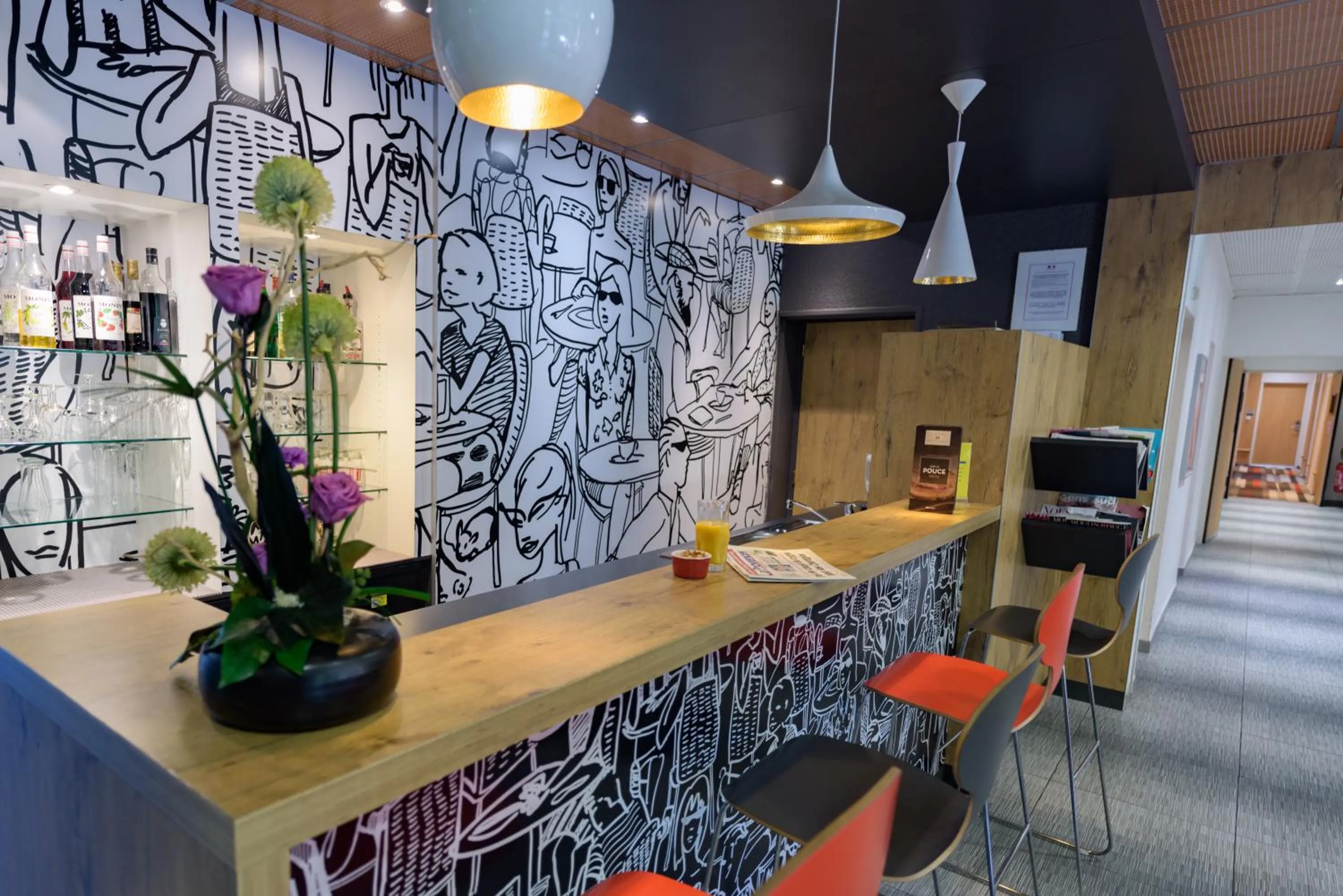 Lounge or bar in ibis Avignon Centre Pont De L'Europe