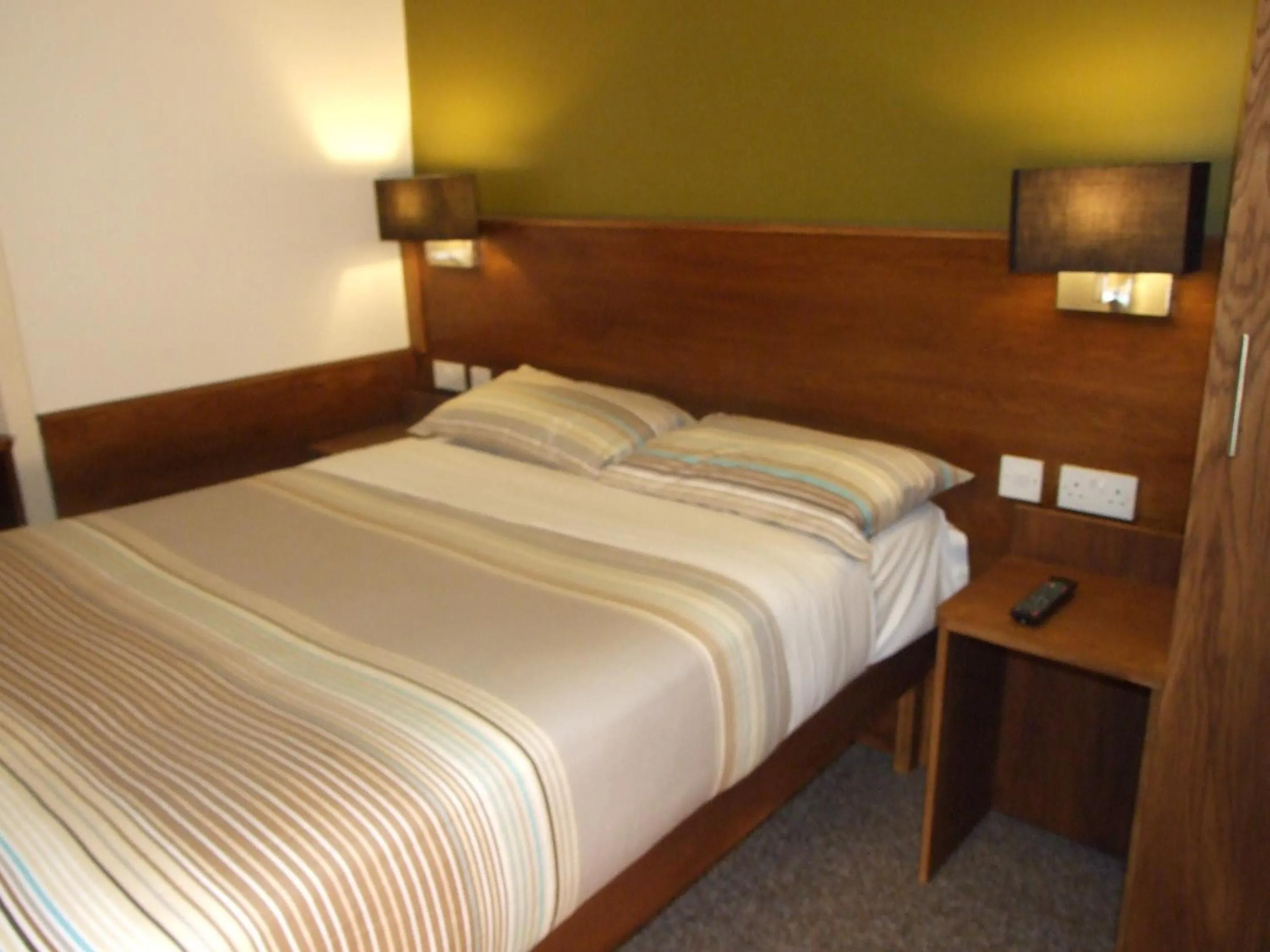 Bedroom, Bed in Glasgow House