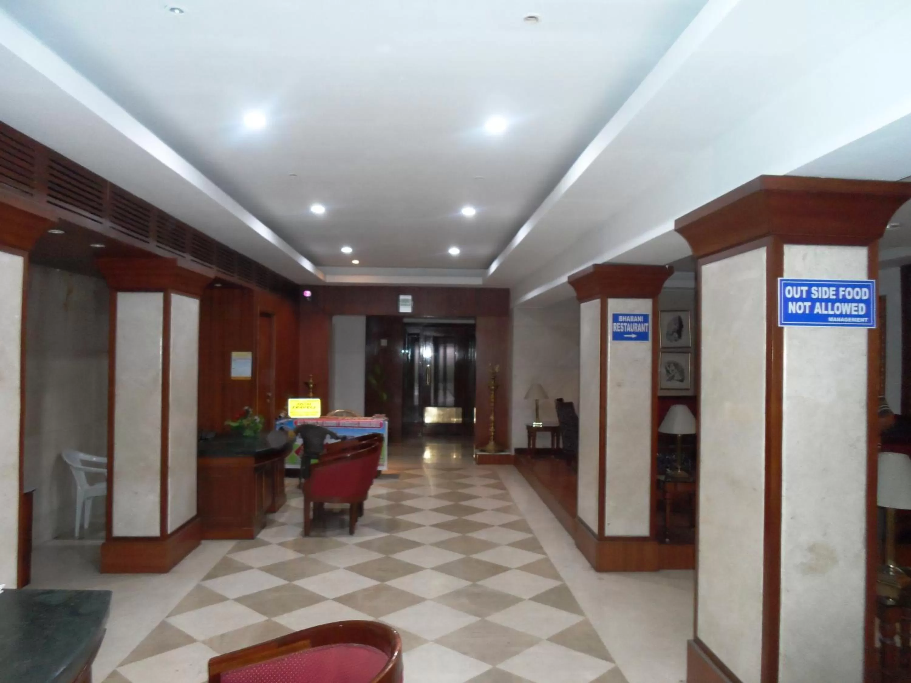 Lobby or reception in Hotel Bhimas Paradise