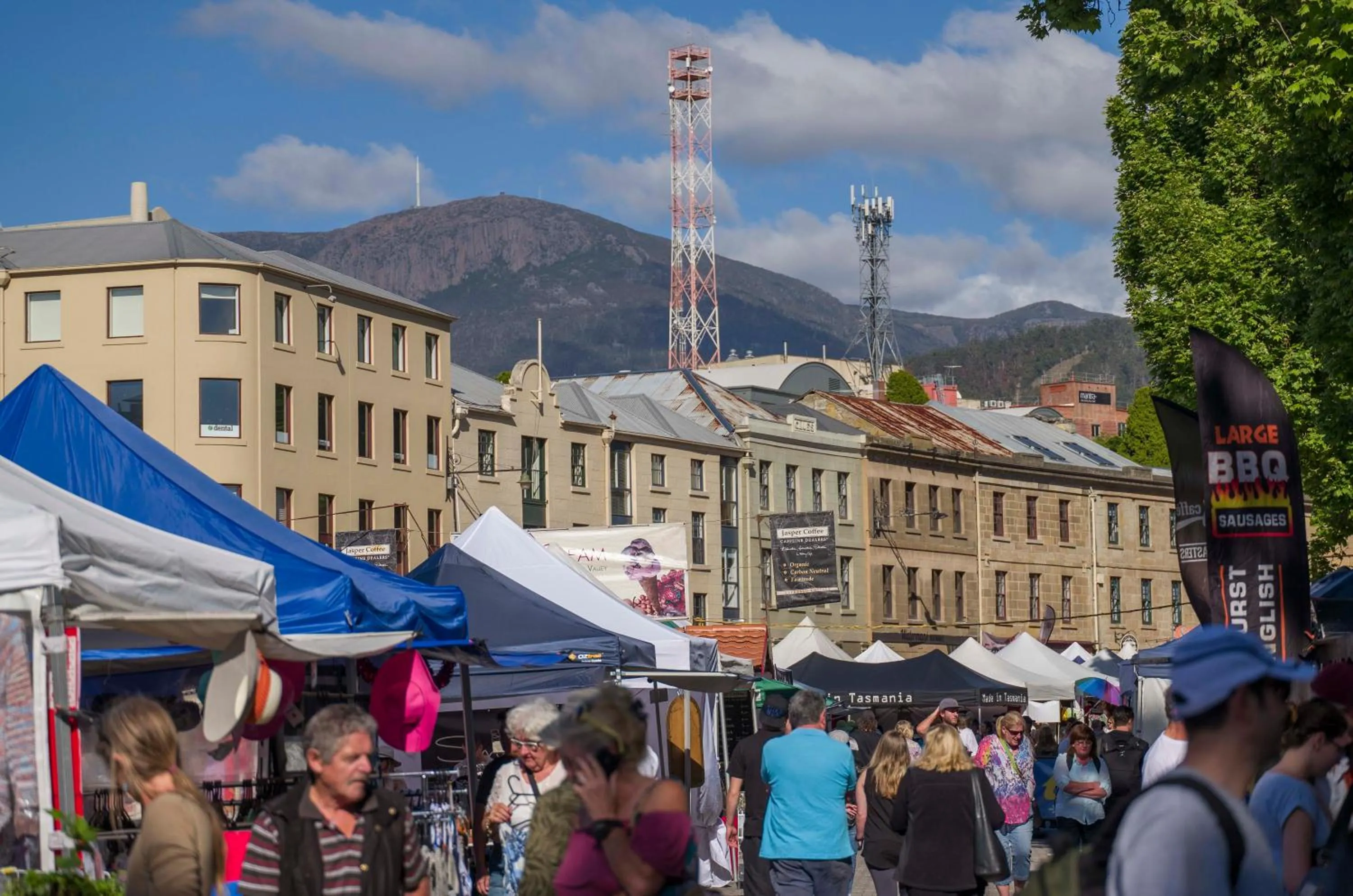 Nearby landmark in YHA Hobart Central