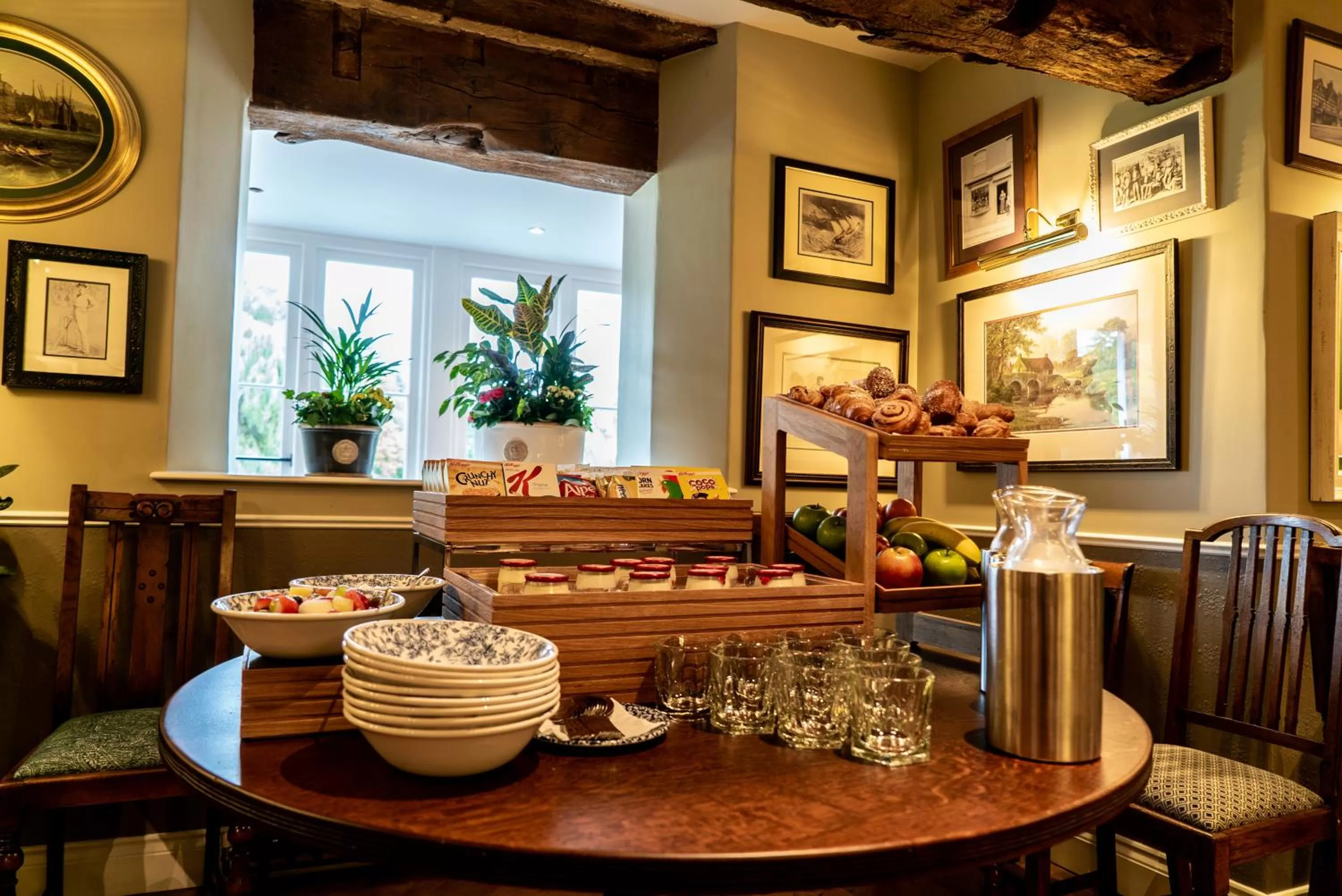 Continental breakfast in The Highdown – Brunning and Price