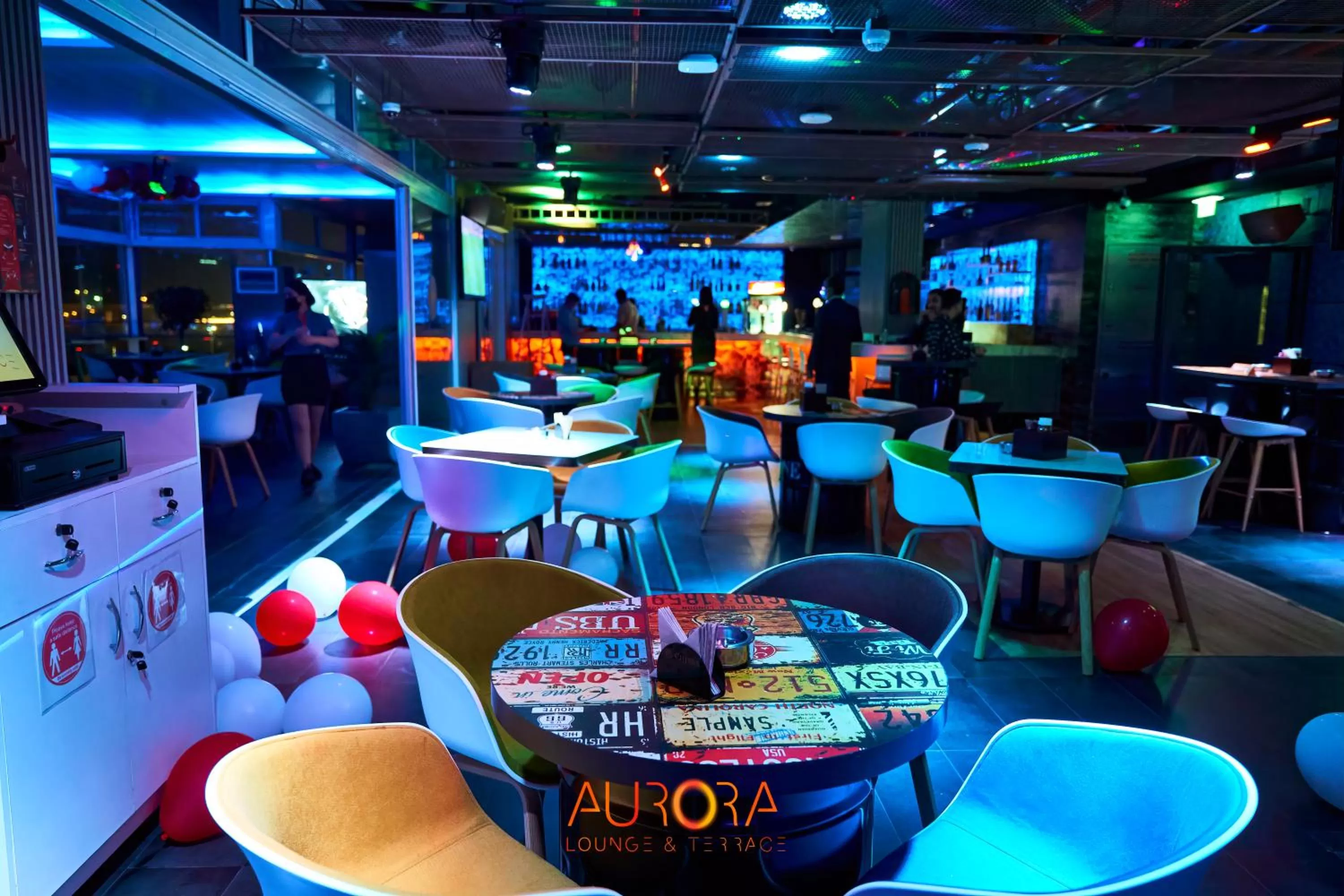 Restaurant/places to eat in Hues Boutique Hotel