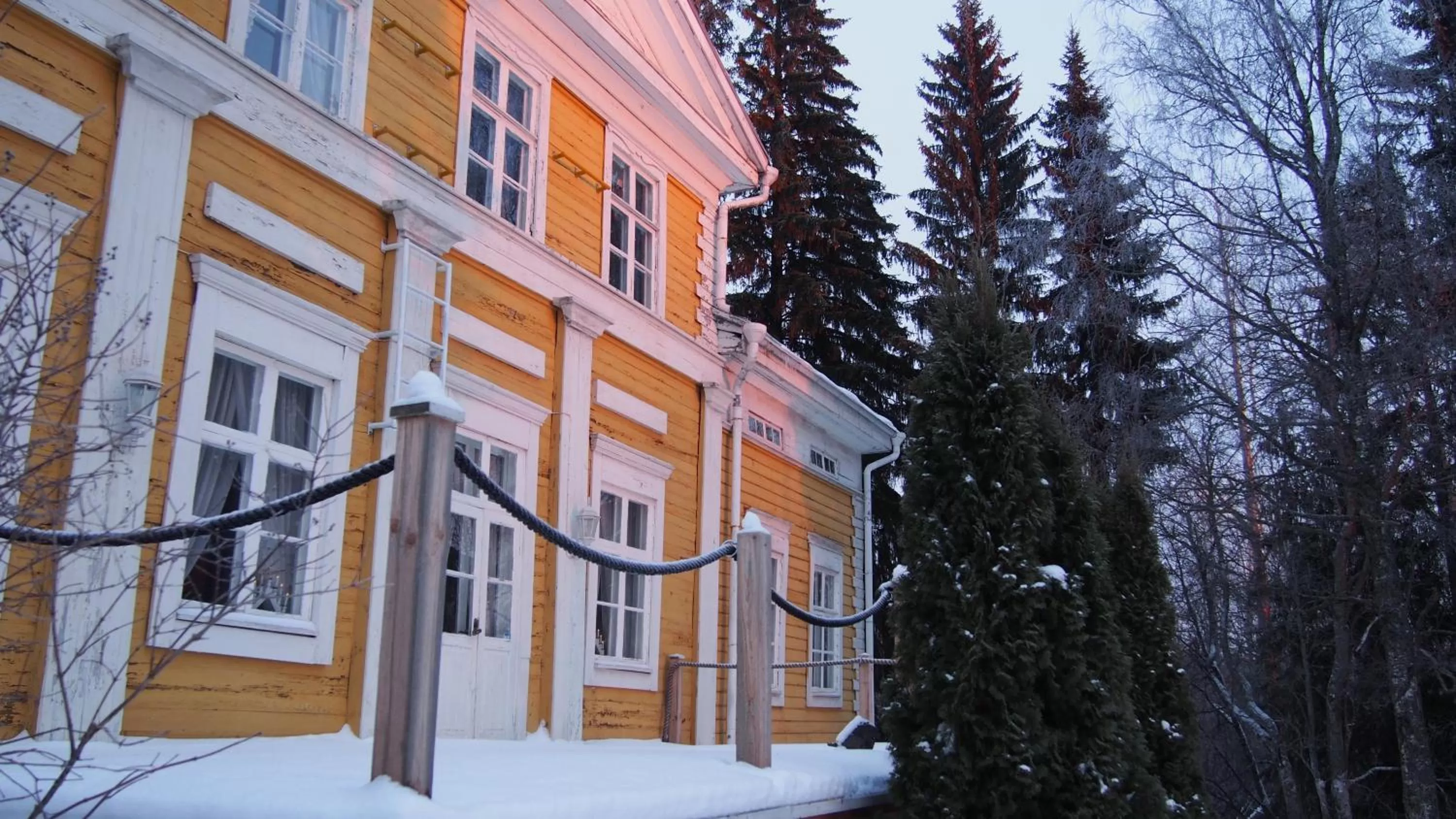 Facade/entrance in Tiittalan Kartano