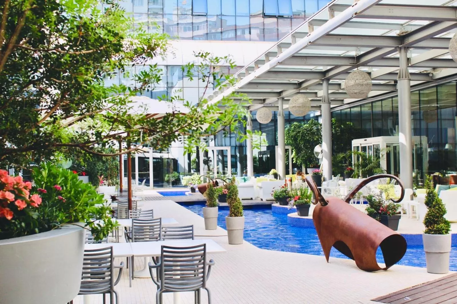 Restaurant/places to eat in UNA HOTELS T Hotel Cagliari