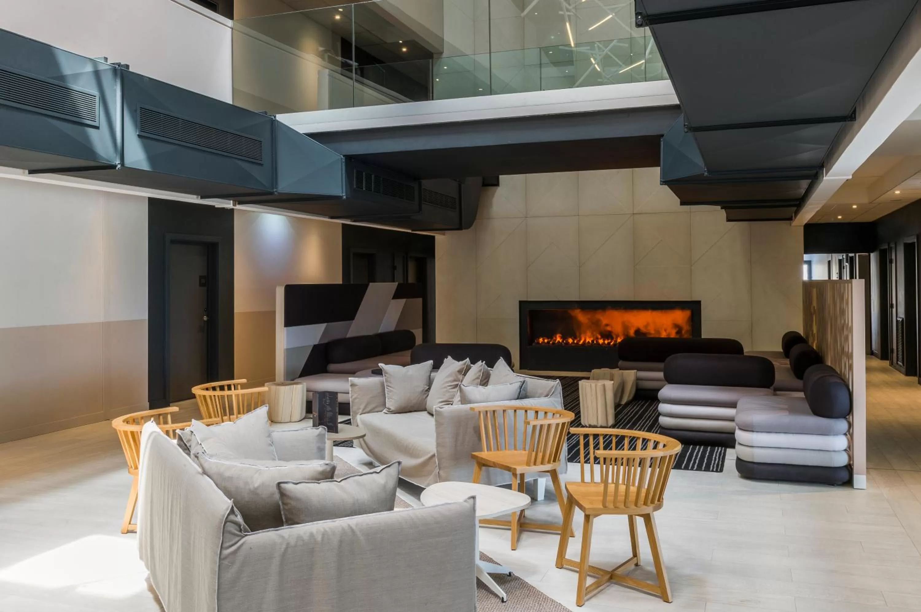 Lobby or reception in Mercure Hotel & Spa Bastia Biguglia