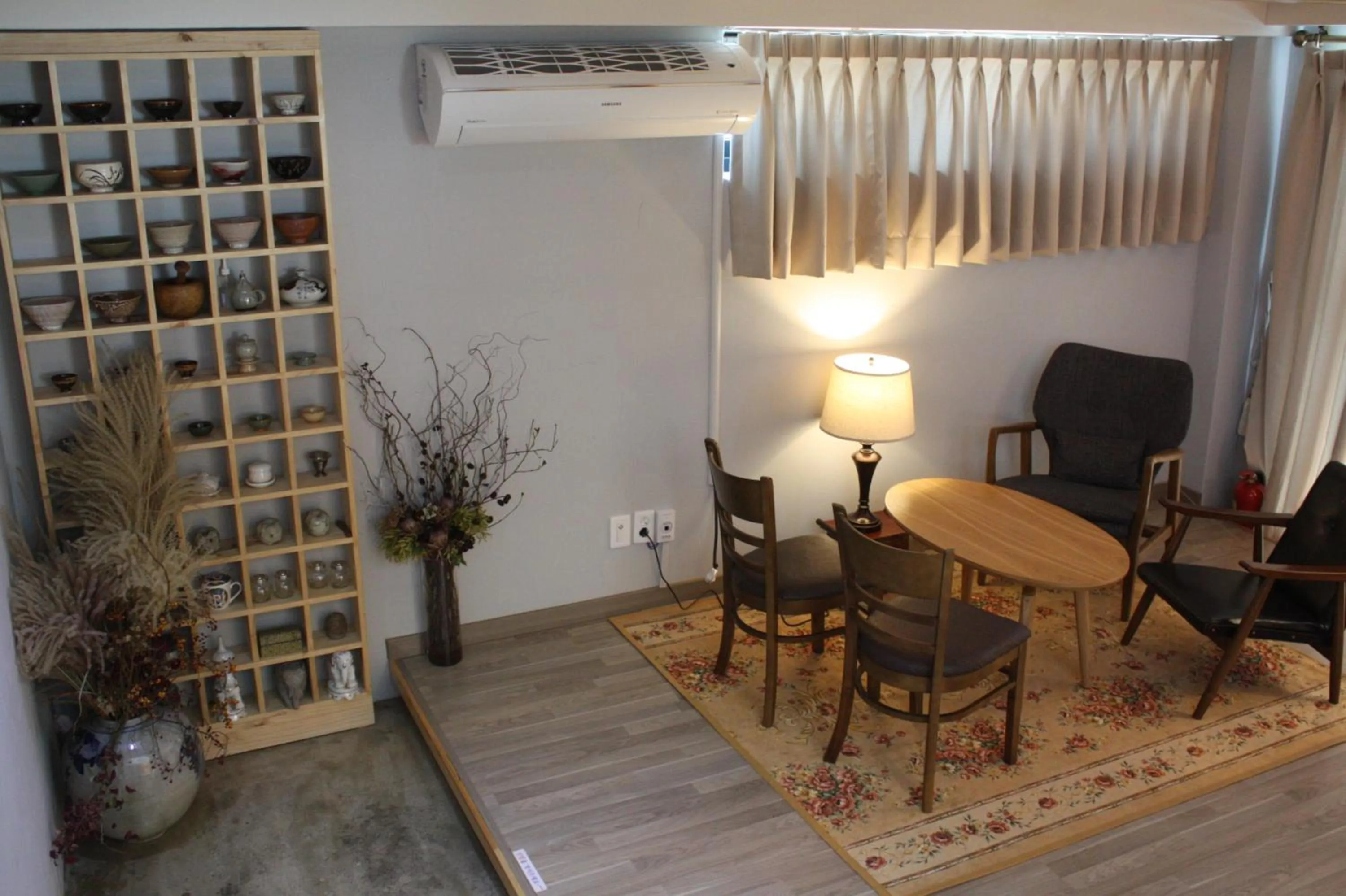 Property building in Andong Poong-gyung HOSTEL n LIBRARY