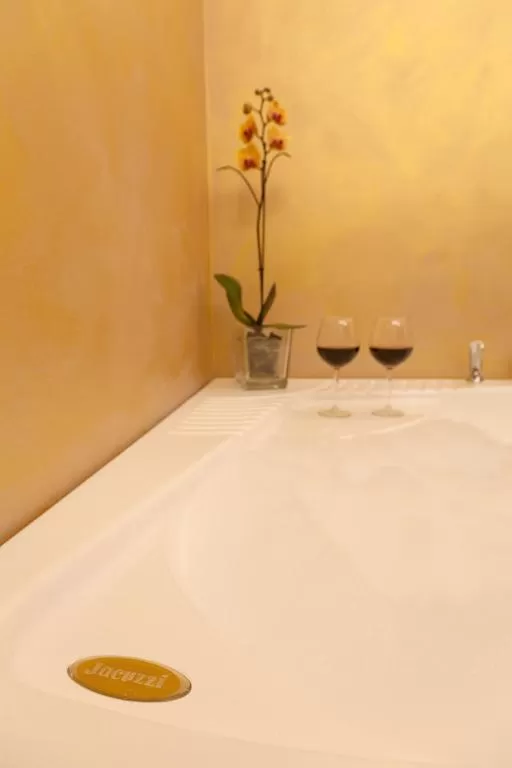 Bathroom in Relais Montemaggiore