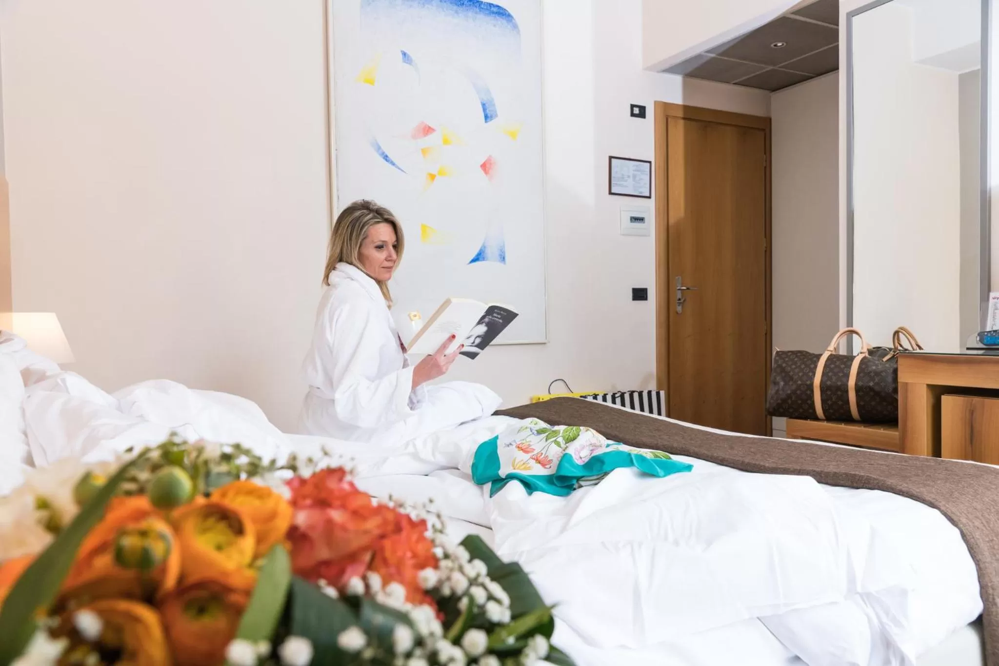 People, Bed in Hotel Royal Falcone