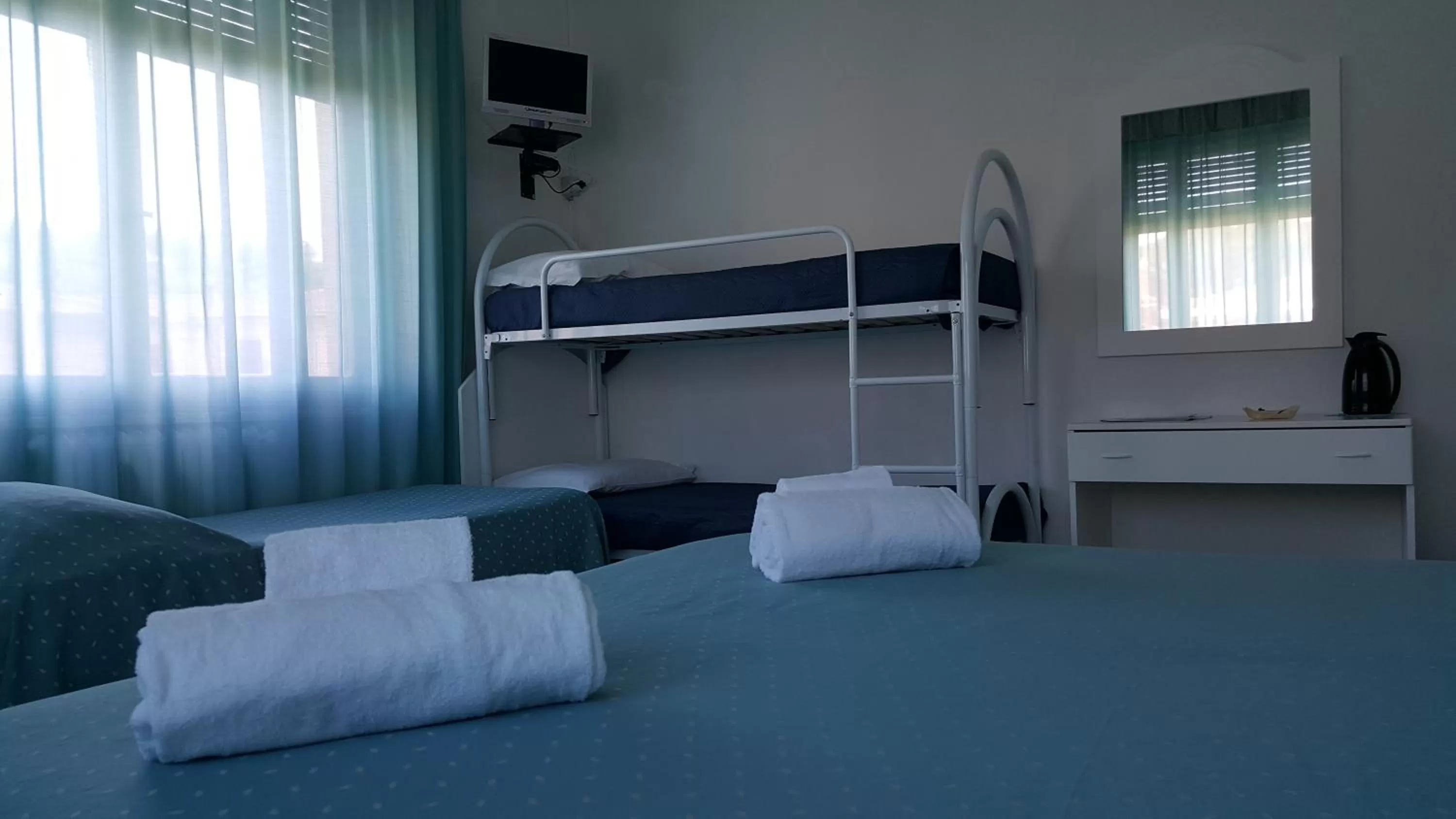 Bedroom, Bed in Hotel VILLA ITALIA B&B