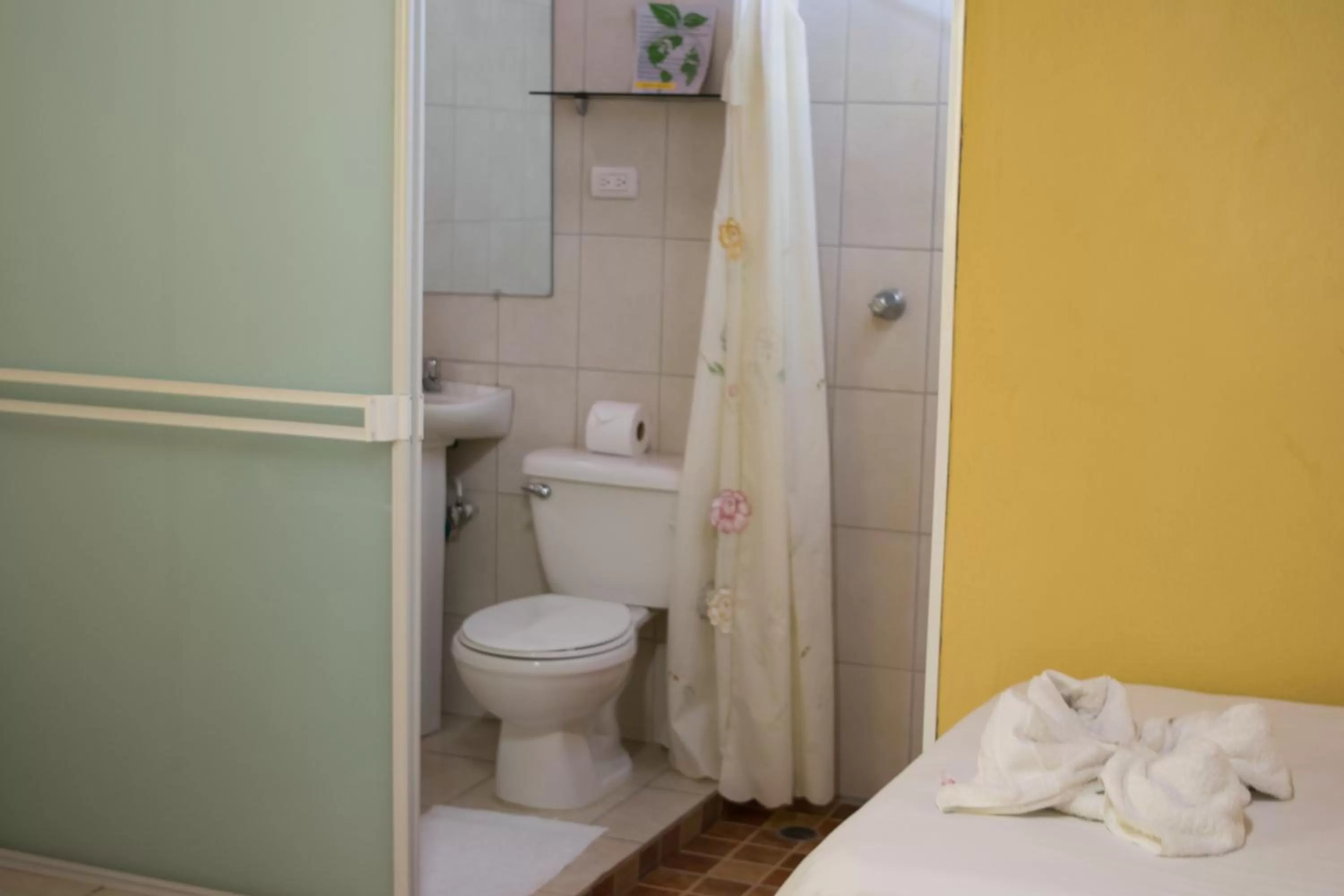 Bed in Hotel Valerie