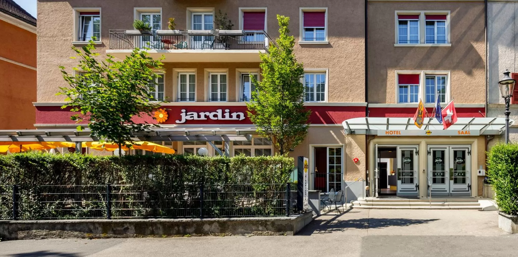 Facade/entrance in Hotel Jardin Bern