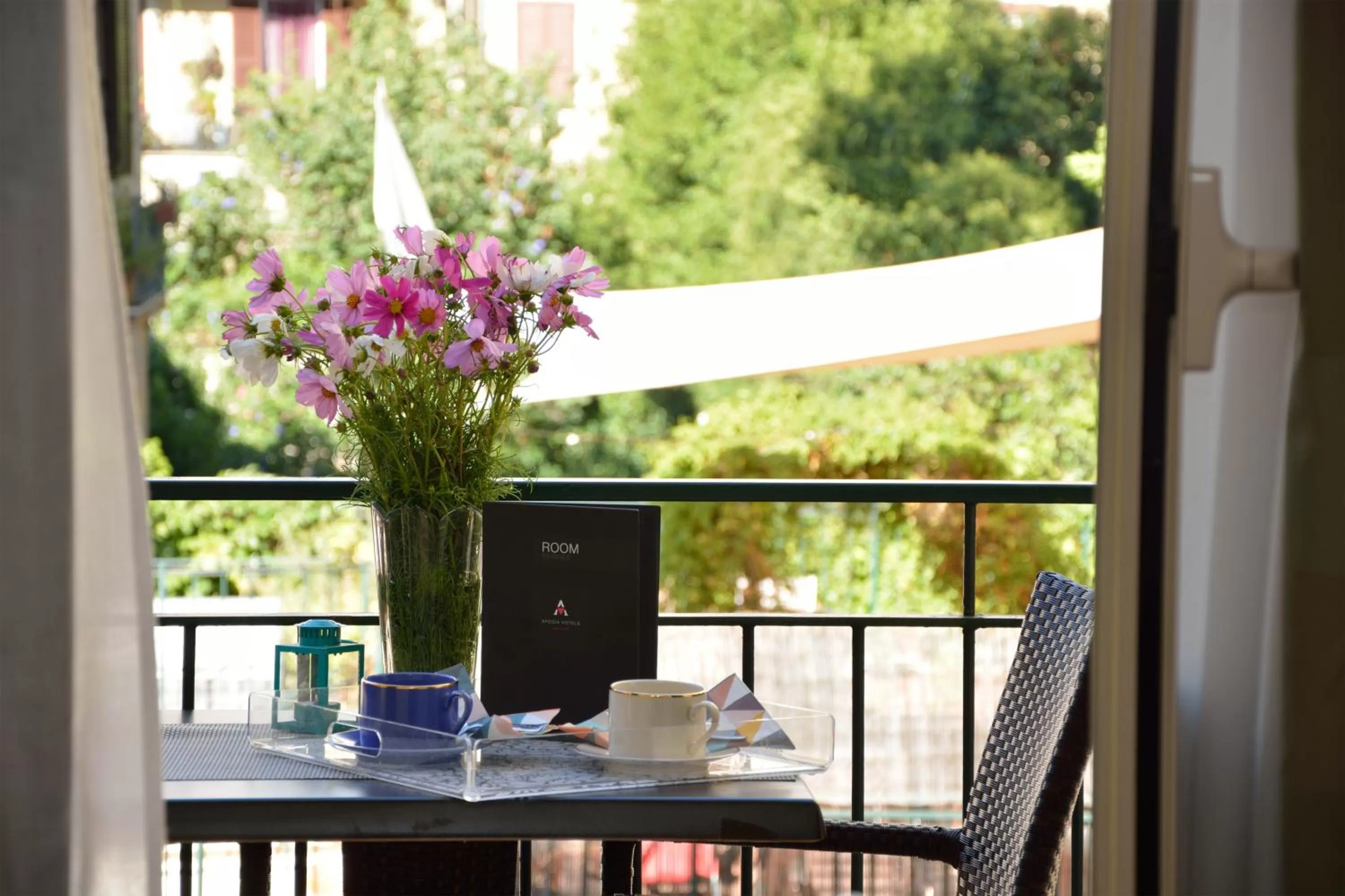 Food and drinks in LH Hotel Lloyd Roma