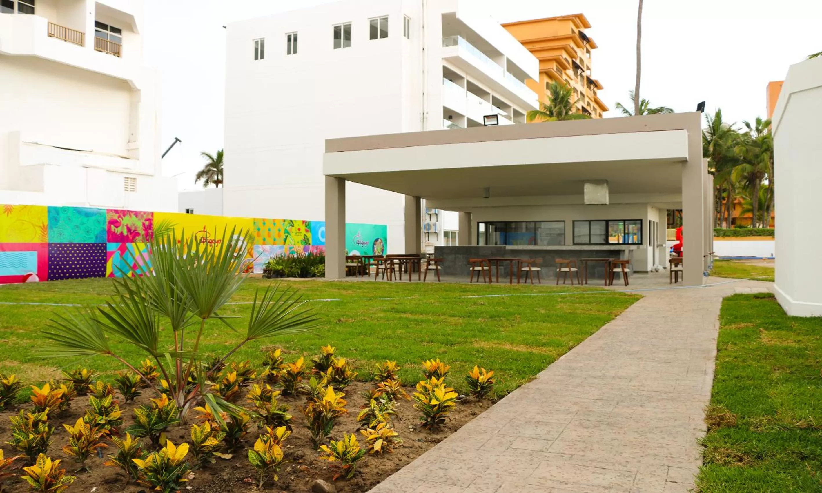 Restaurant/places to eat in The Inn at Mazatlan