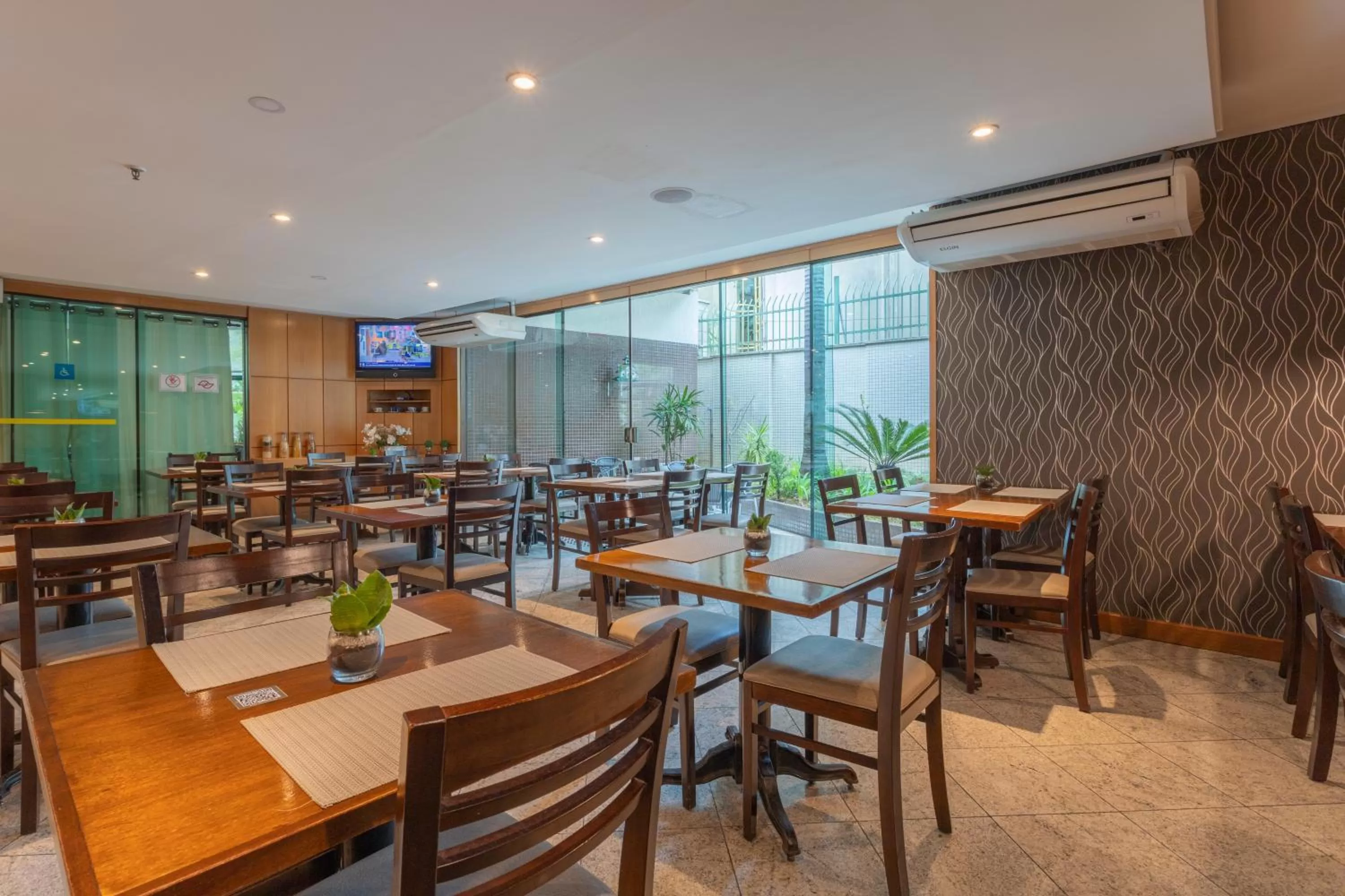 Restaurant/places to eat in Green Place Ibirapuera