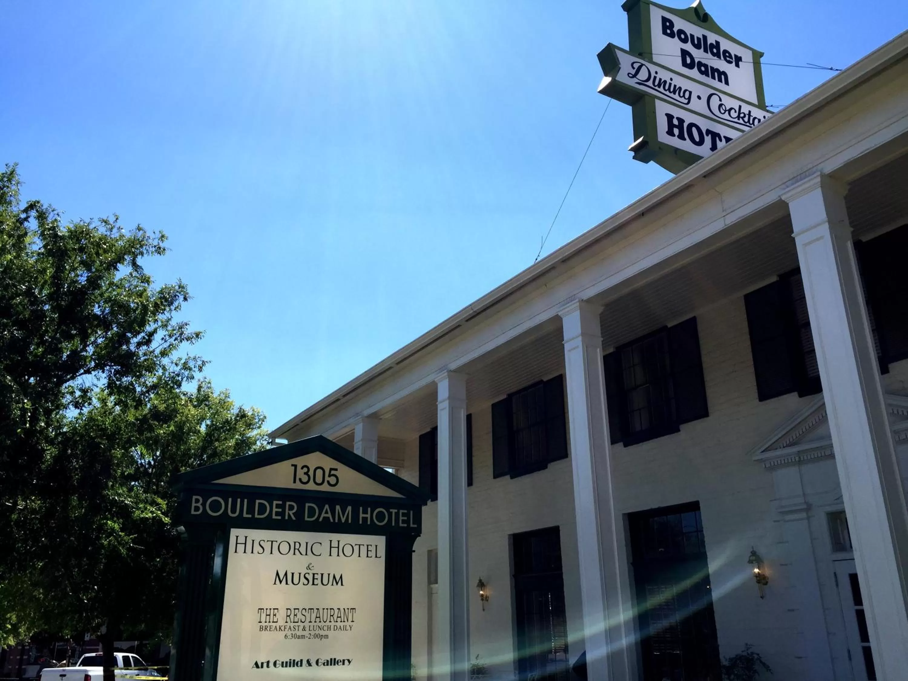 Facade/entrance in Boulder Dam Hotel