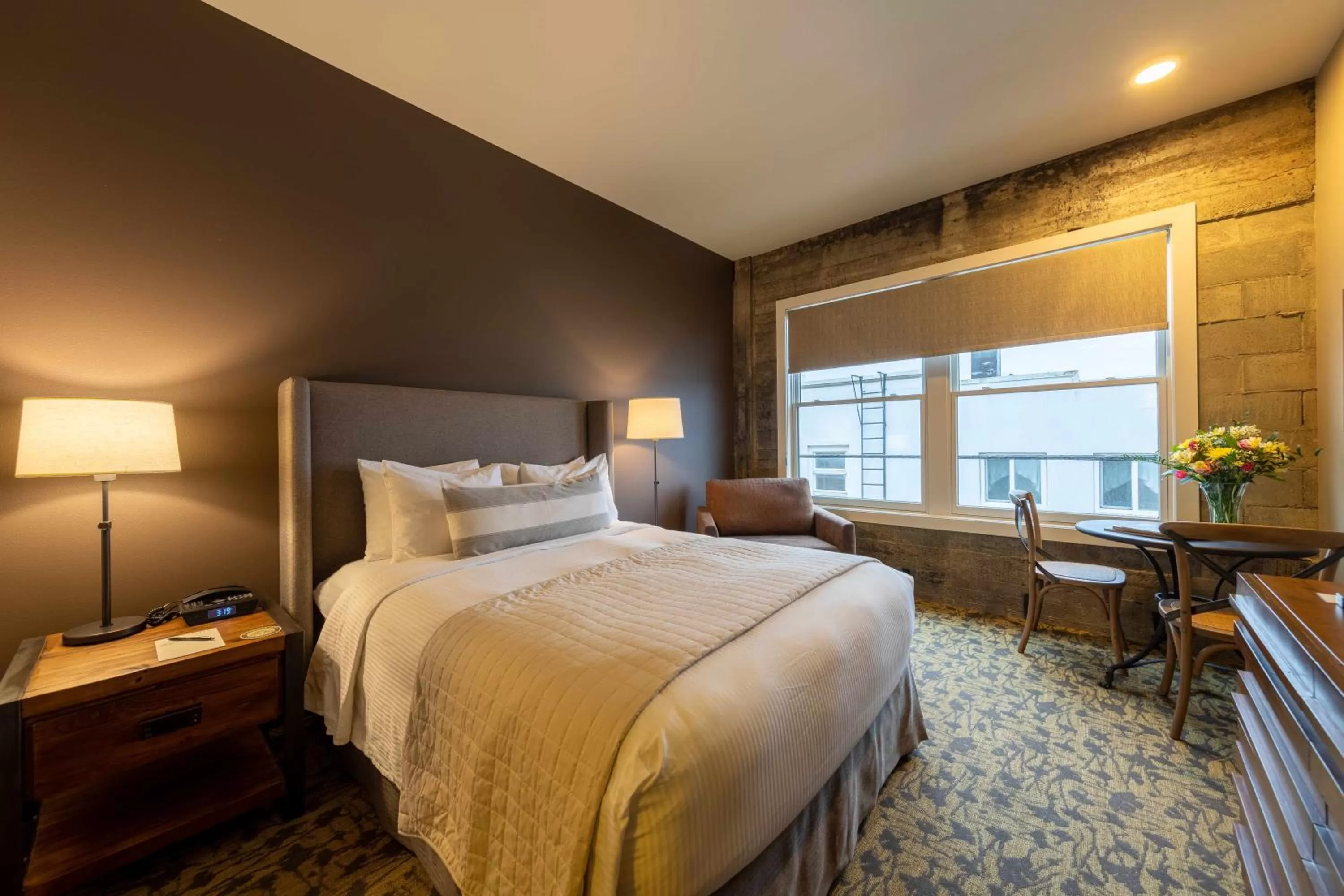 Photo of the whole room in Inn at Lynden