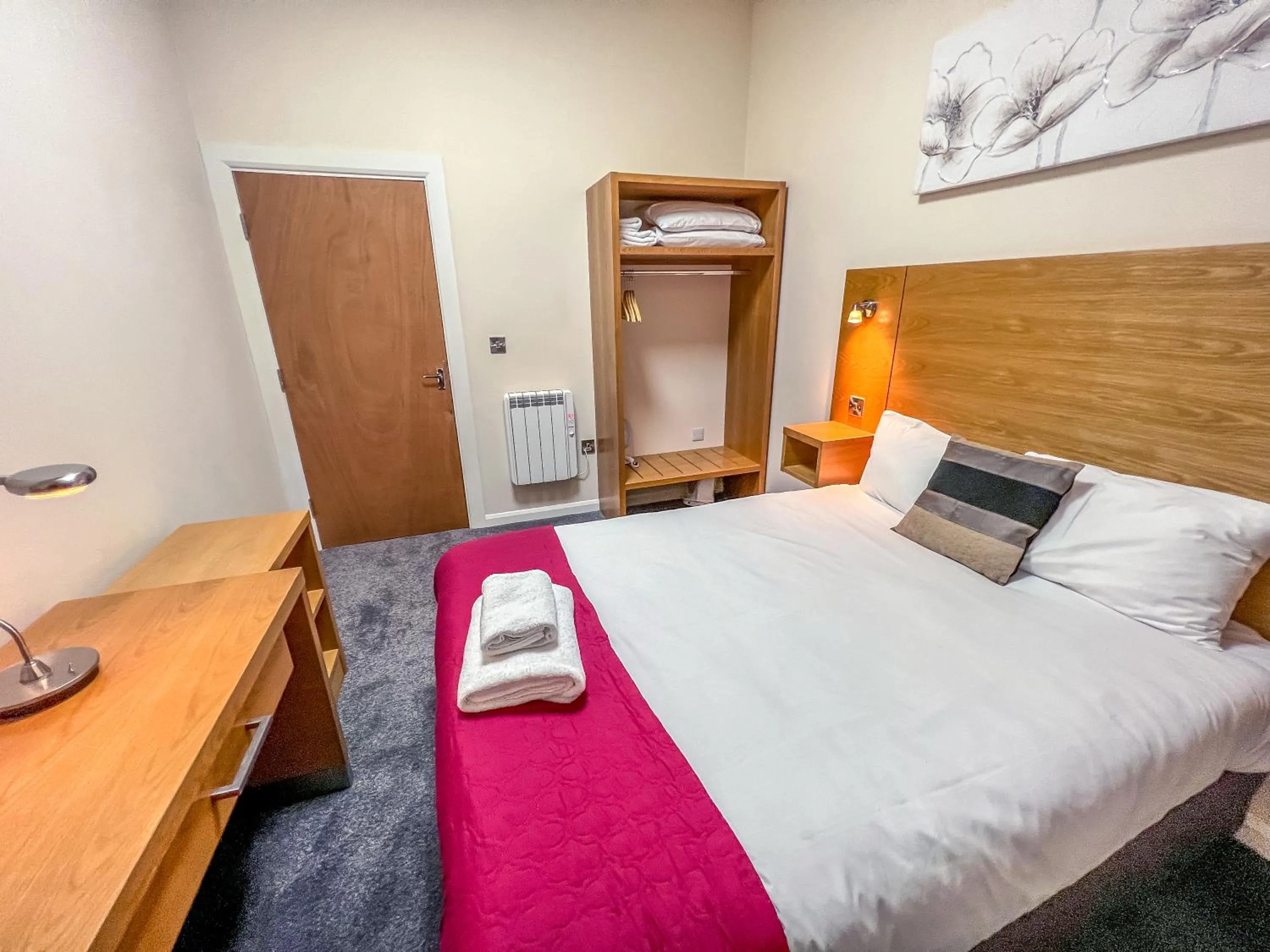 Bedroom in County Hall Apartment Hotel