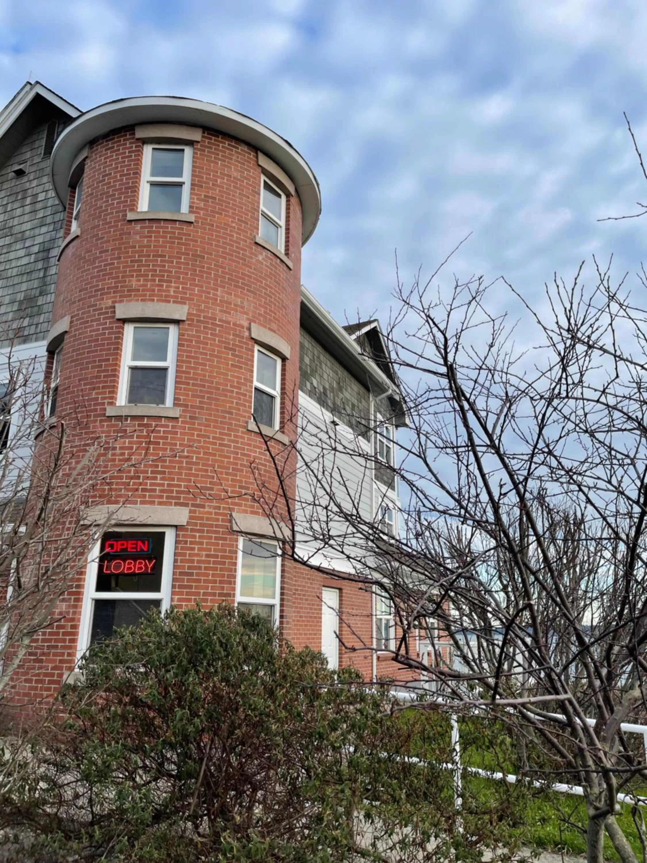 Property building in Tides Inn & Suites