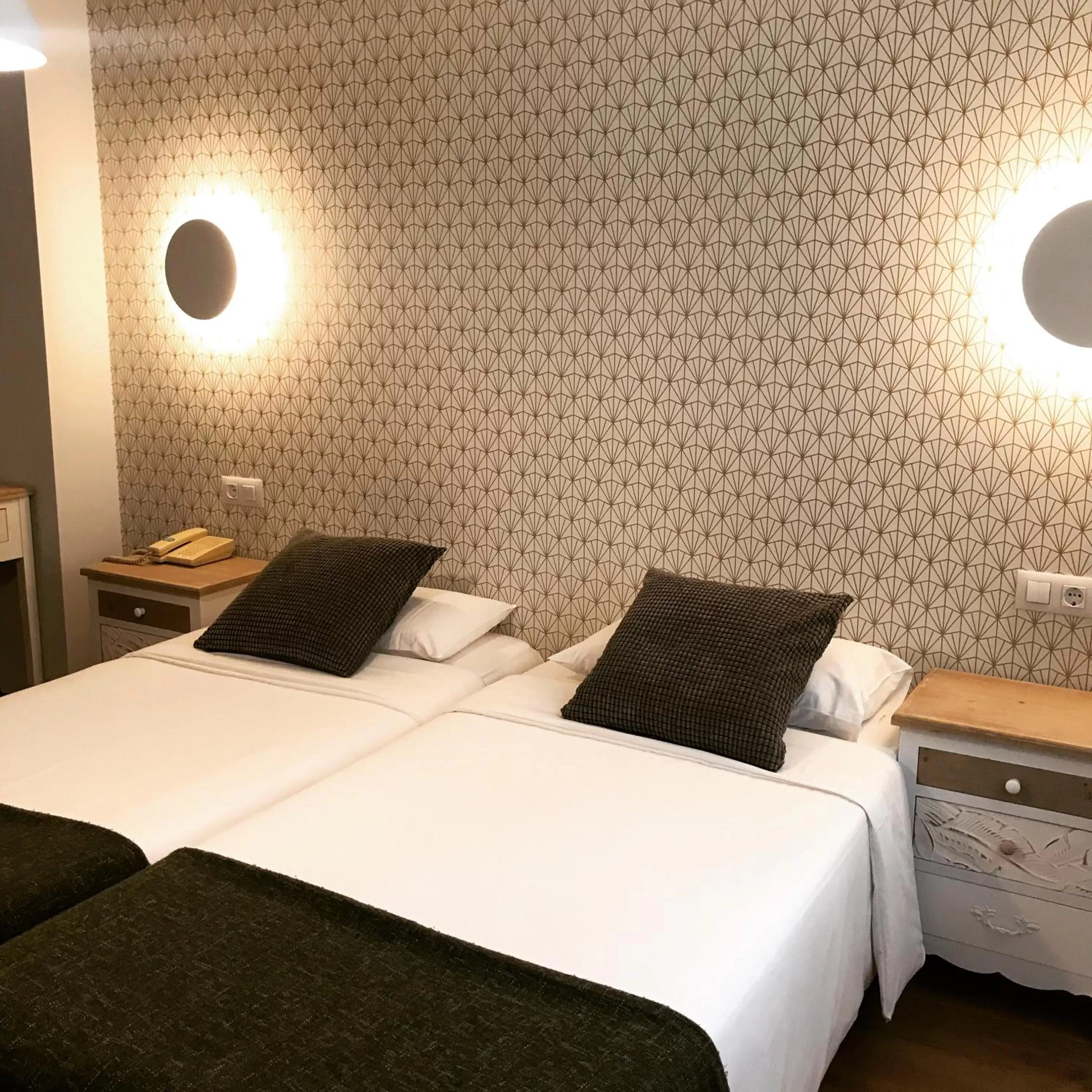 Photo of the whole room, Bed in Hotel Costa Verde