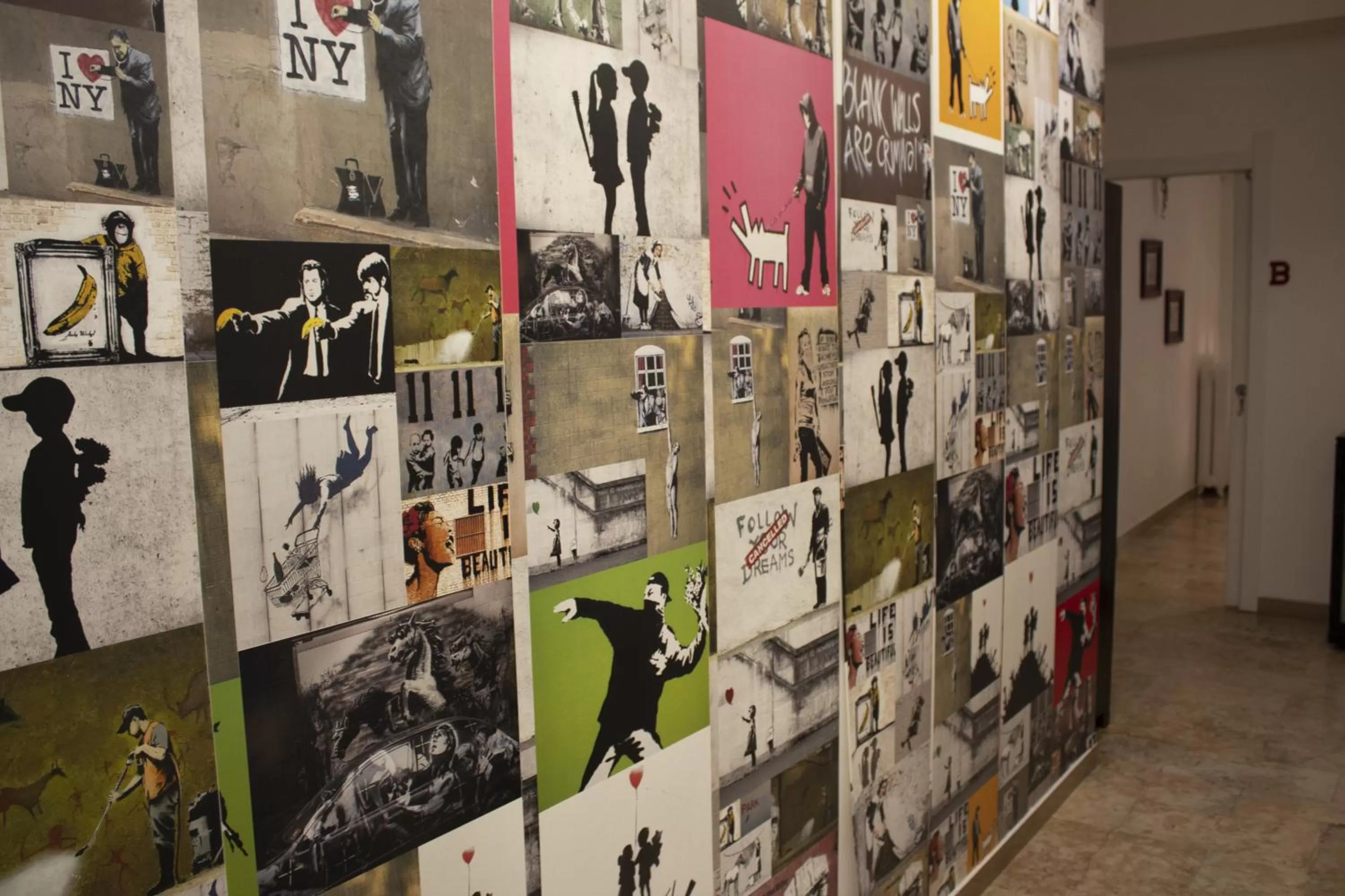 Decorative detail in Naviglio81