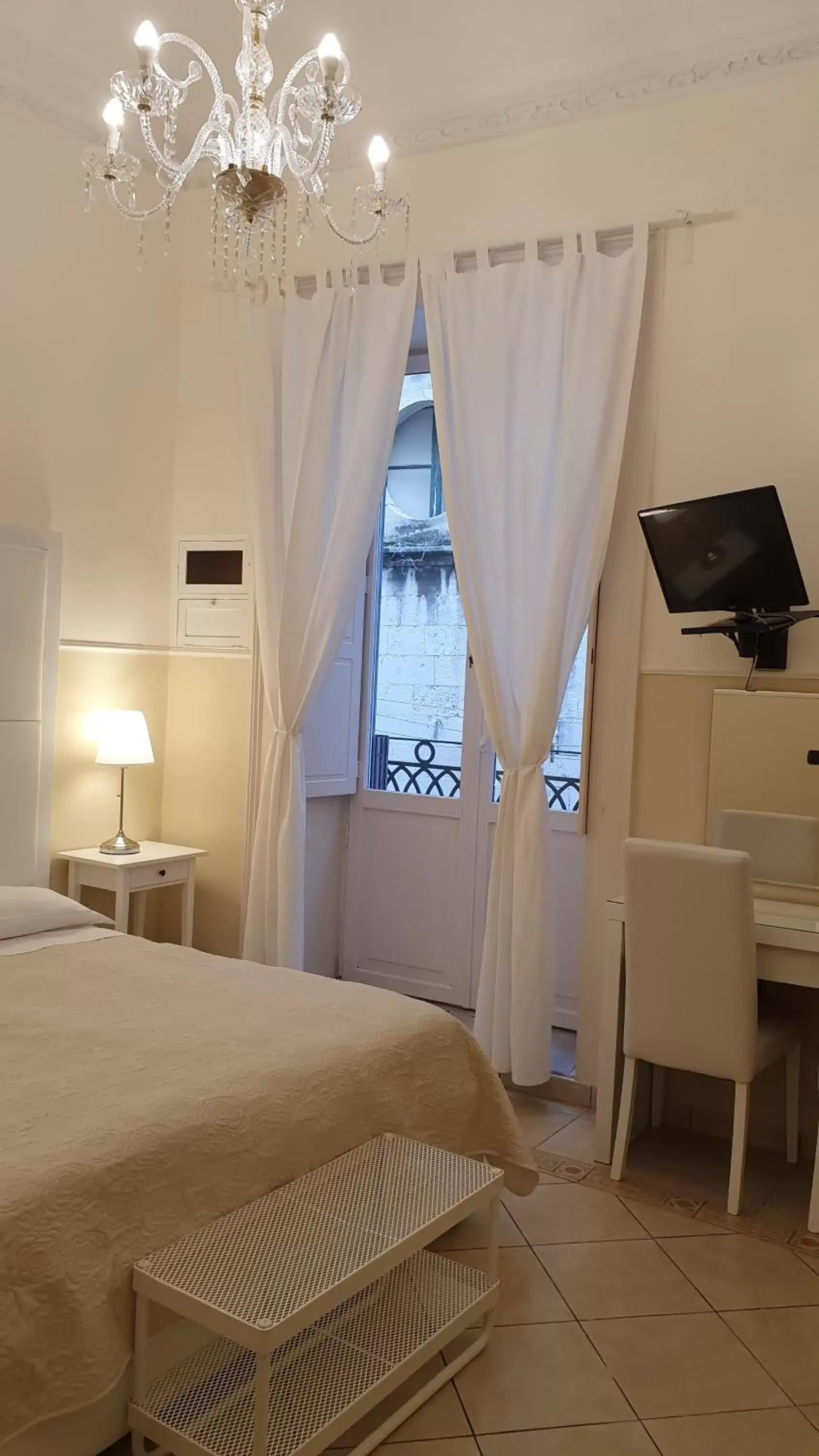 Double or Twin Room with Balcony in B&B Diana Double or Twin Room with Balcony in B&B Diana