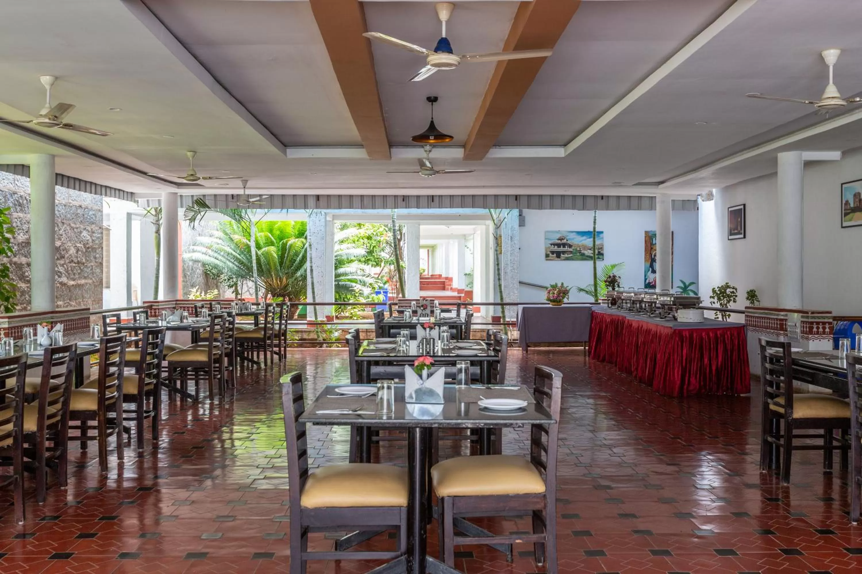 Restaurant/Places to Eat in KSTDC Hotel Mayura Bhuvaneshwari Kamalapur