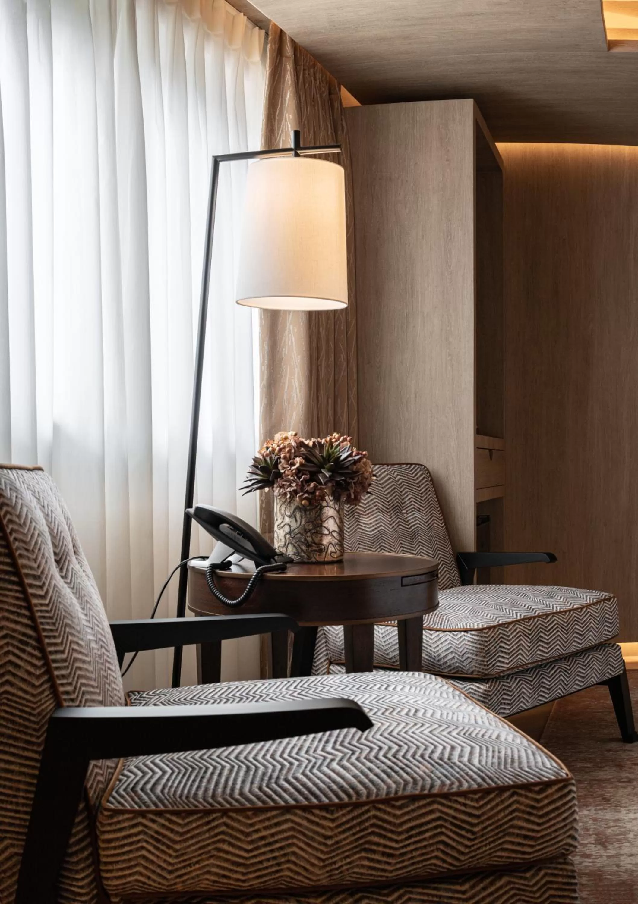 Seating area in No.4 Carlton