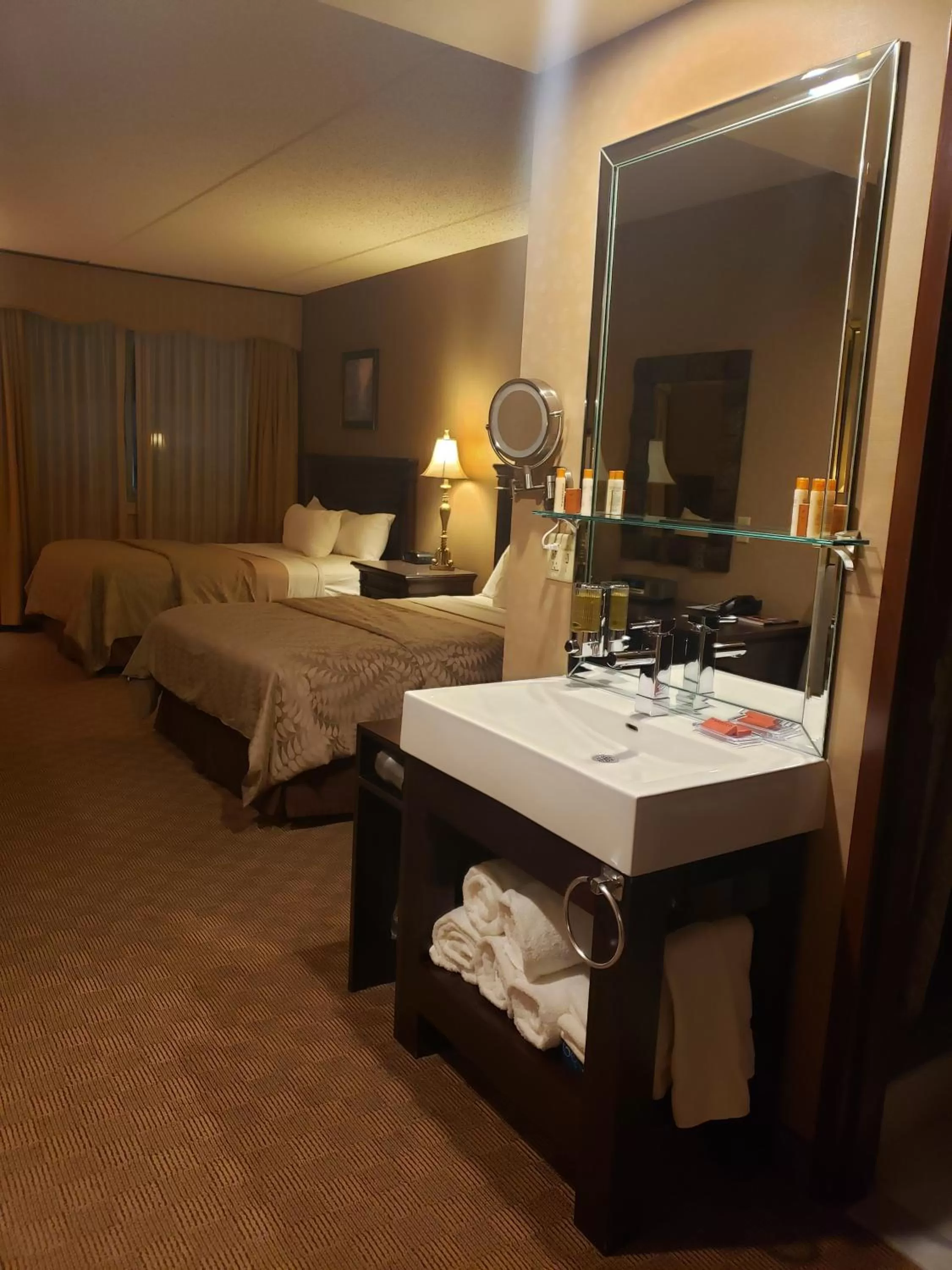 Bed in Salvatores Grand Hotel