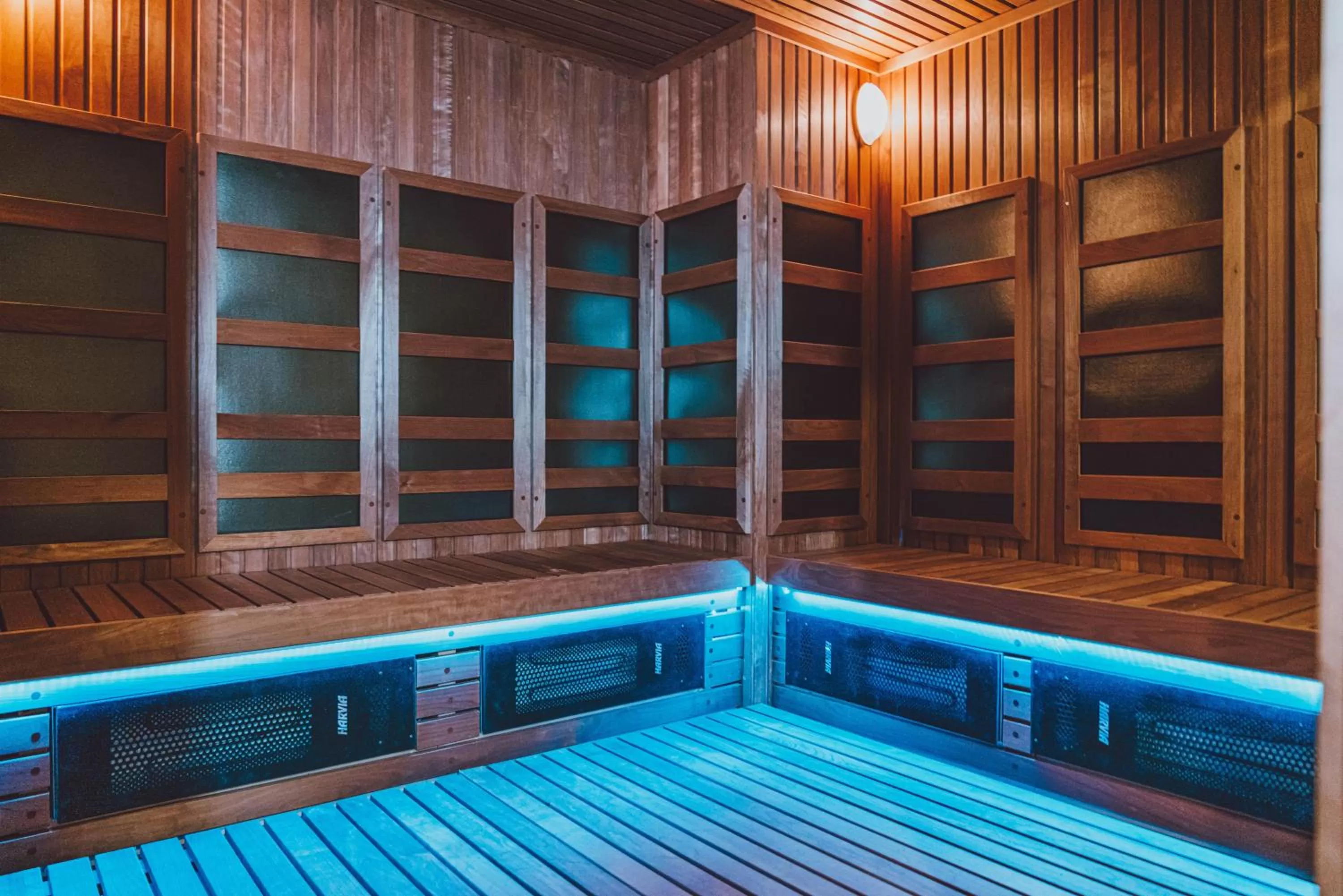 Sauna in Emerald Hotel