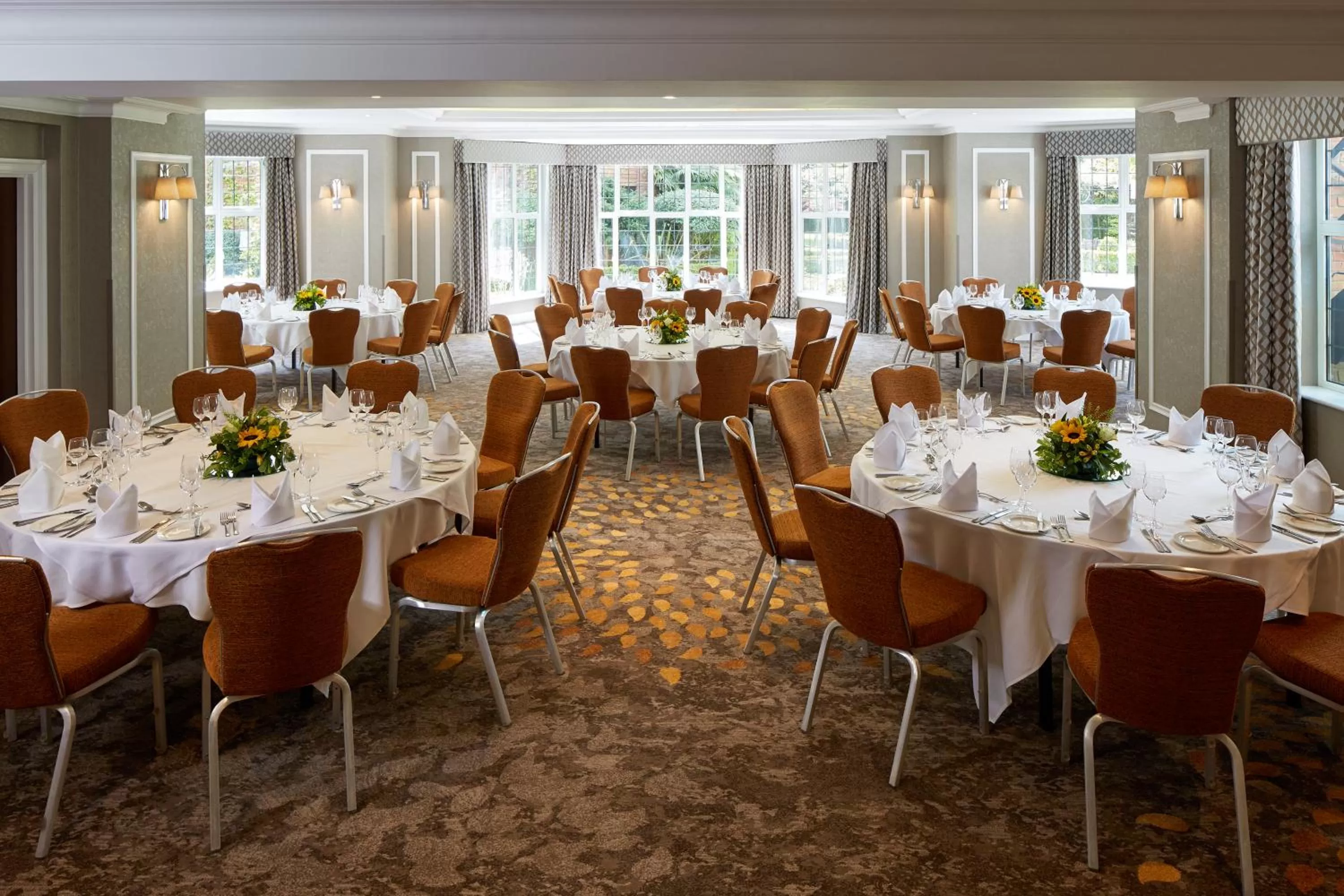 Restaurant/places to eat in The Bull