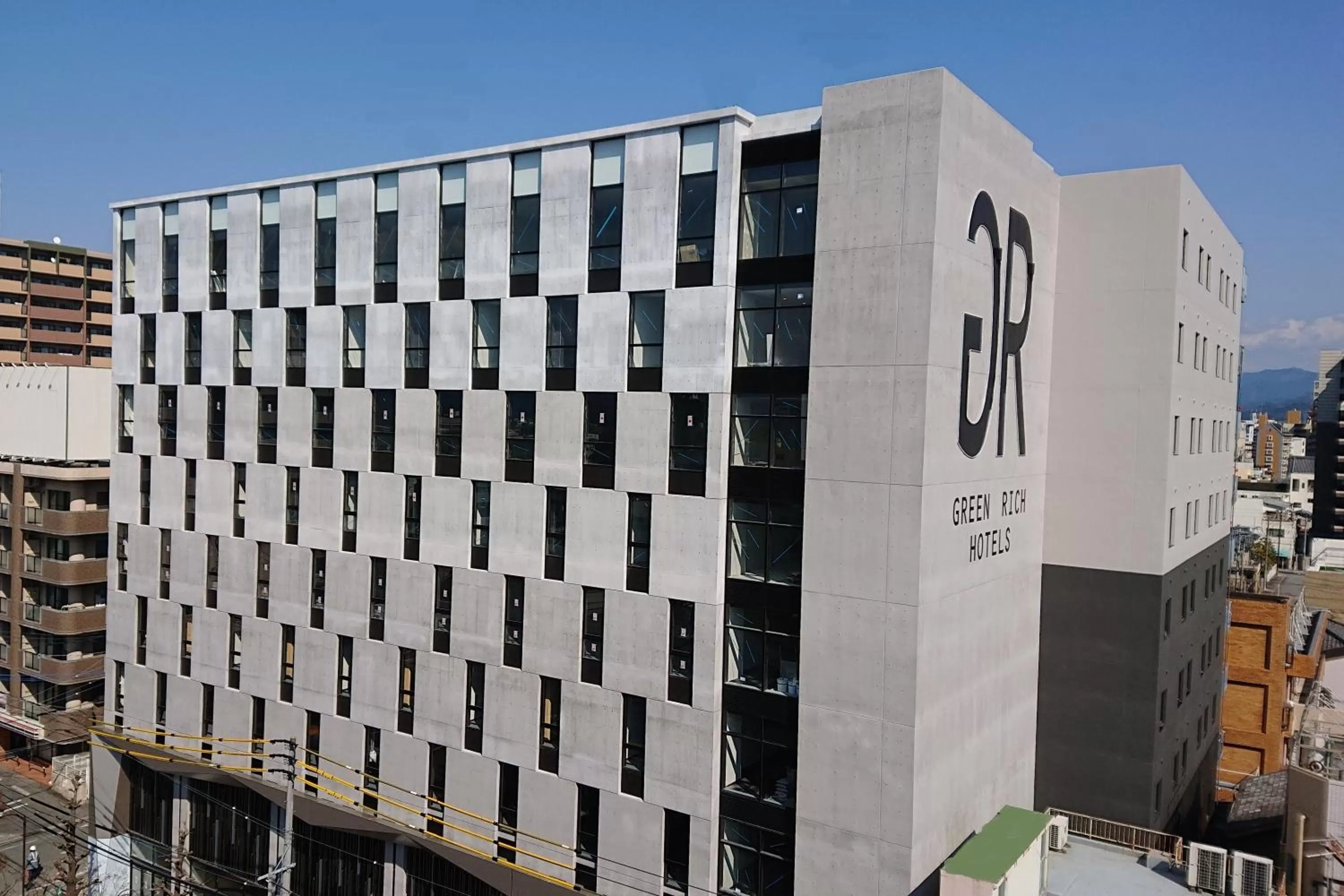 Facade/entrance in Green Rich Hotel Kurume Natural Hot Spring Arimamutsumonnoyu