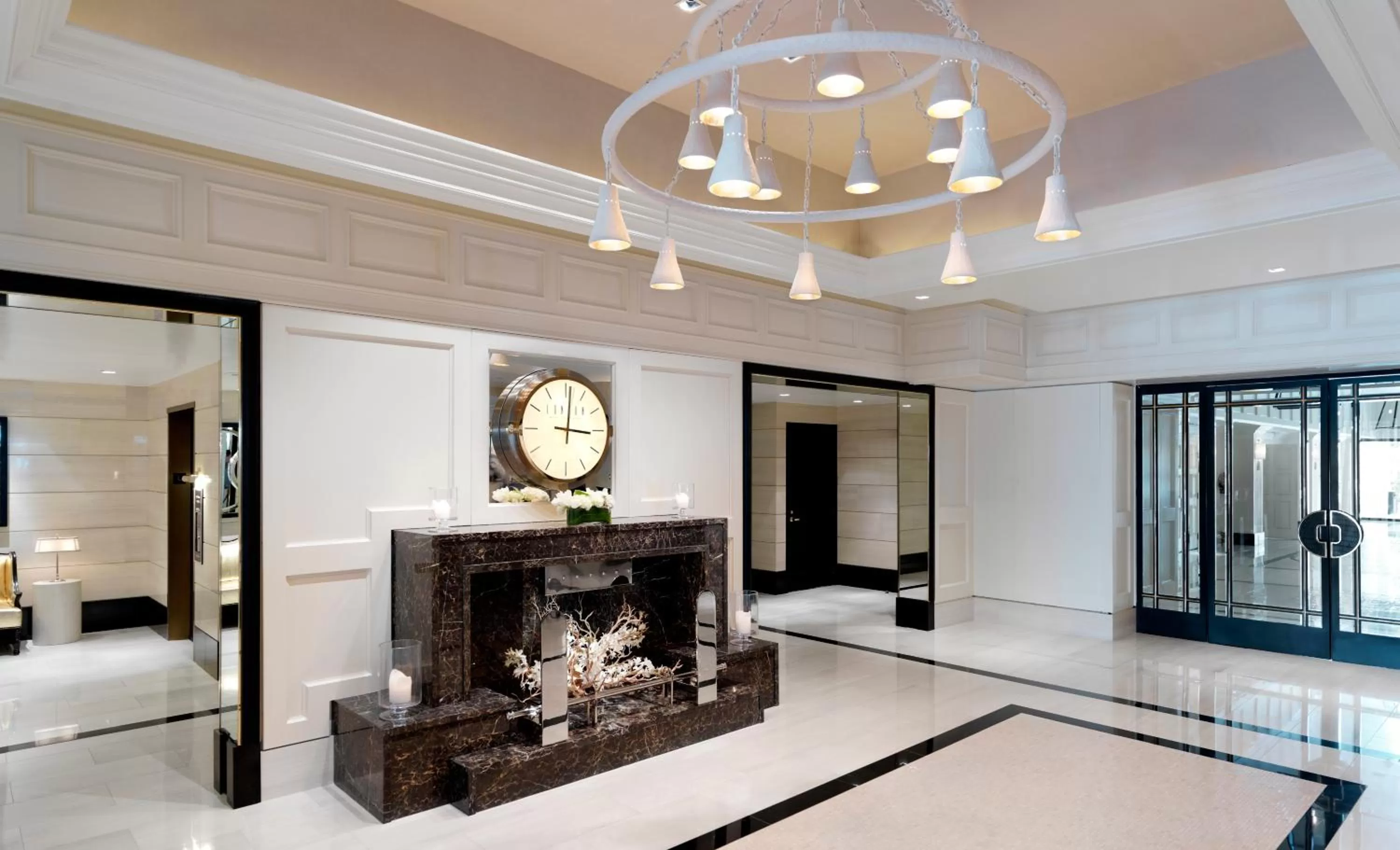 Lobby or reception in The London West Hollywood at Beverly Hills