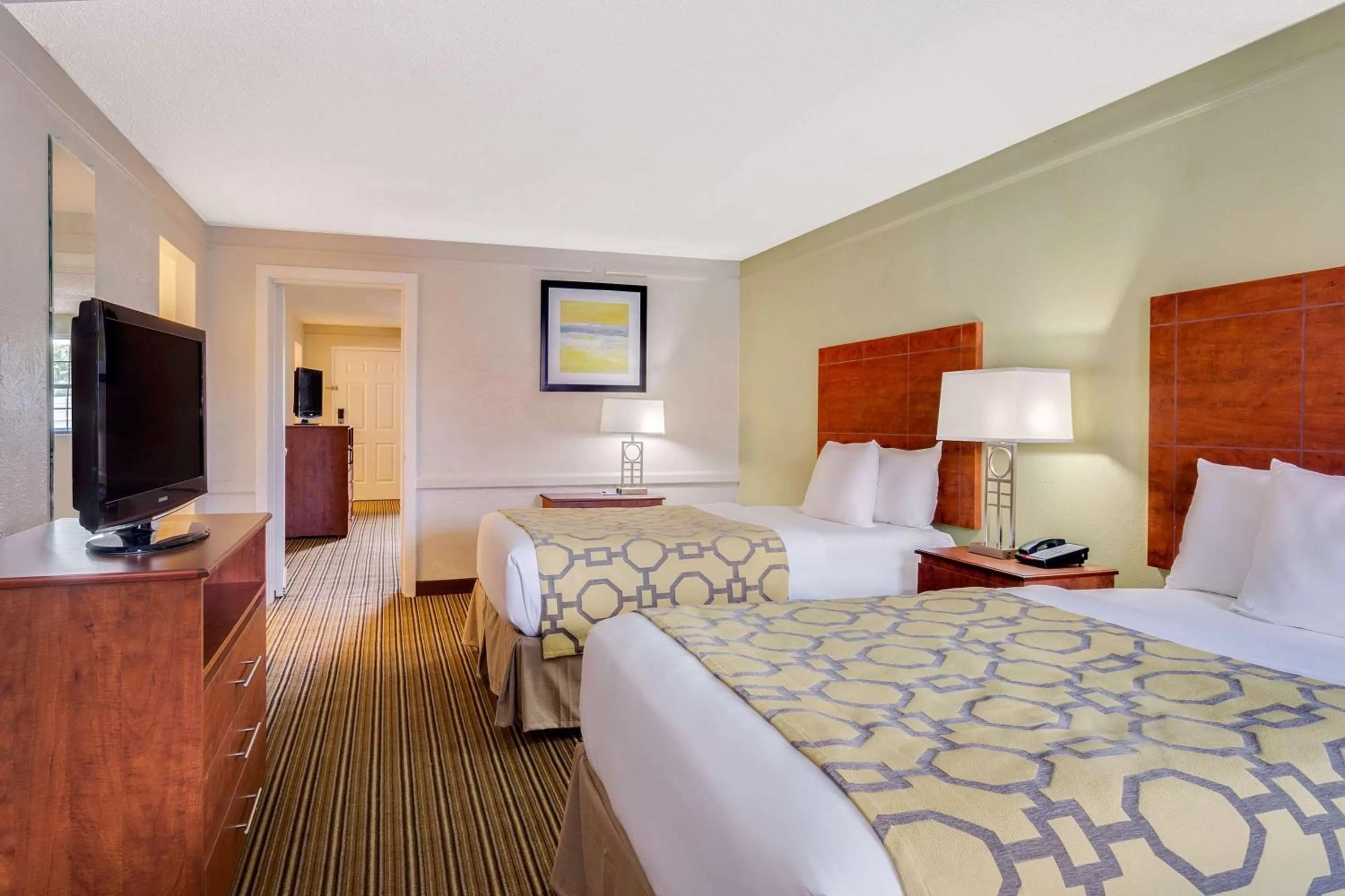 Photo of the whole room, Bed in Baymont by Wyndham Jacksonville Orange Park