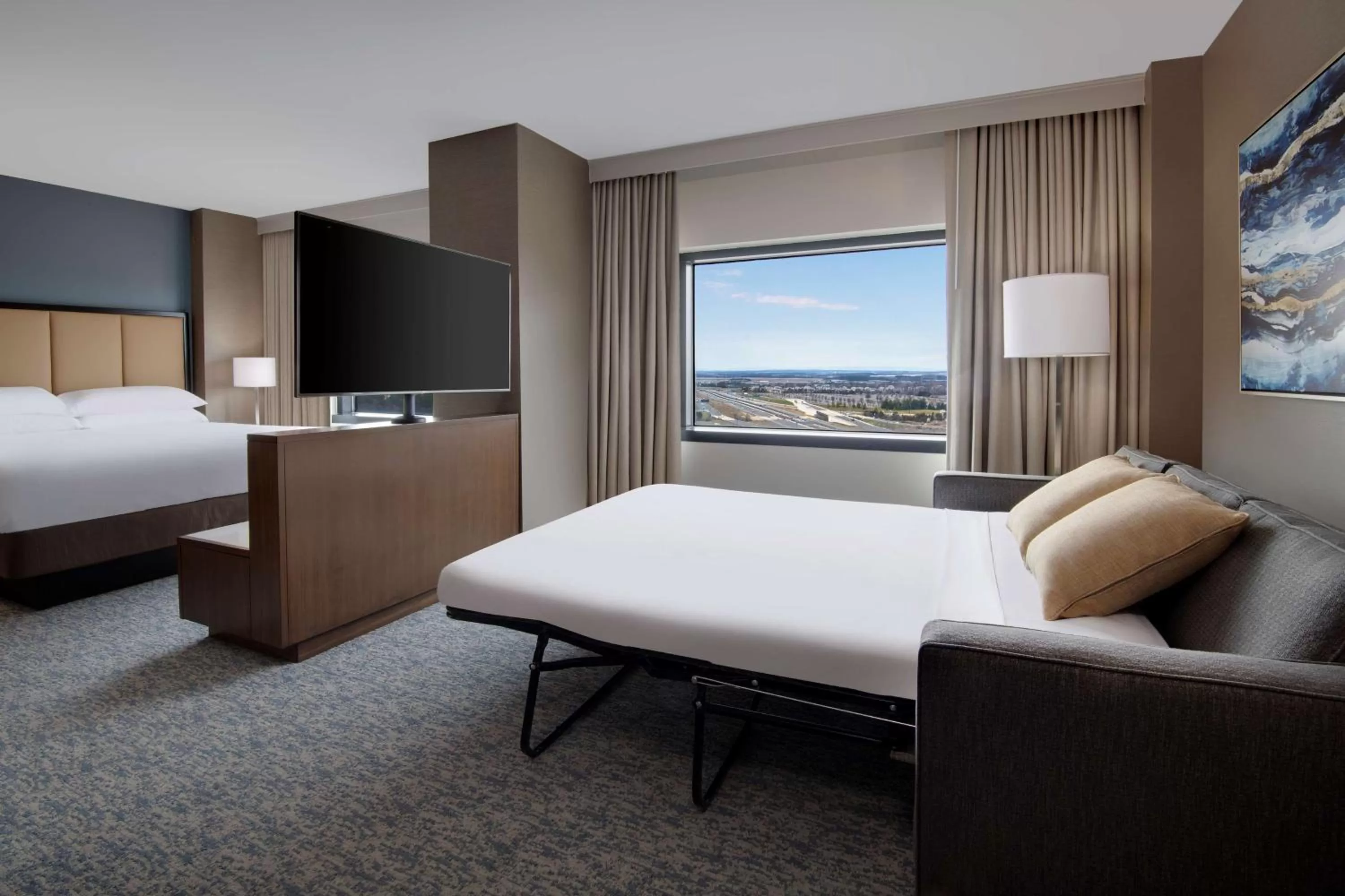 Photo of the whole room, Bed in Hyatt Regency Dulles